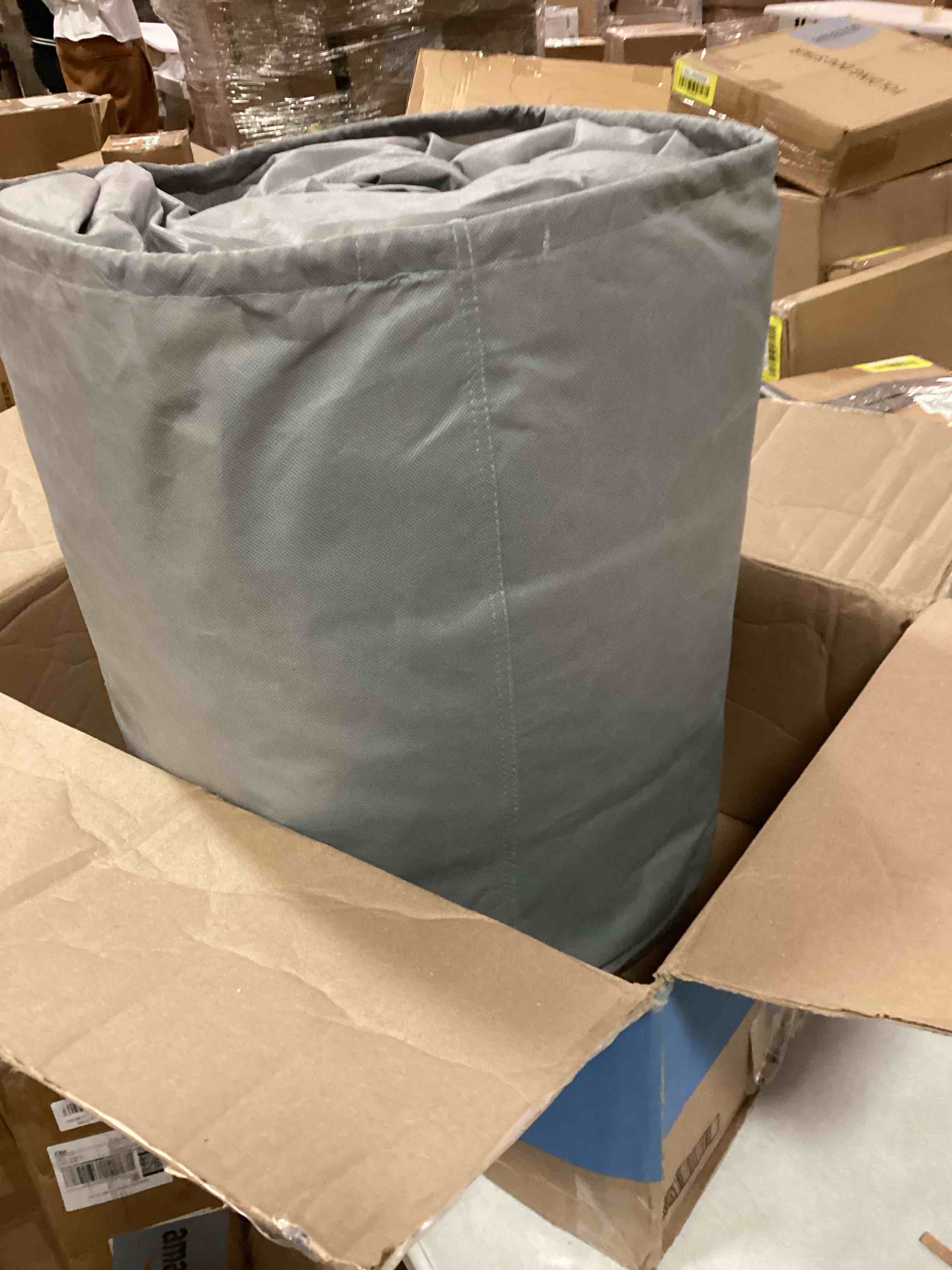 https://s3.amazonaws.com/lotting-images-prod/bidfta/YEL5940896_1709662184007.jpeg