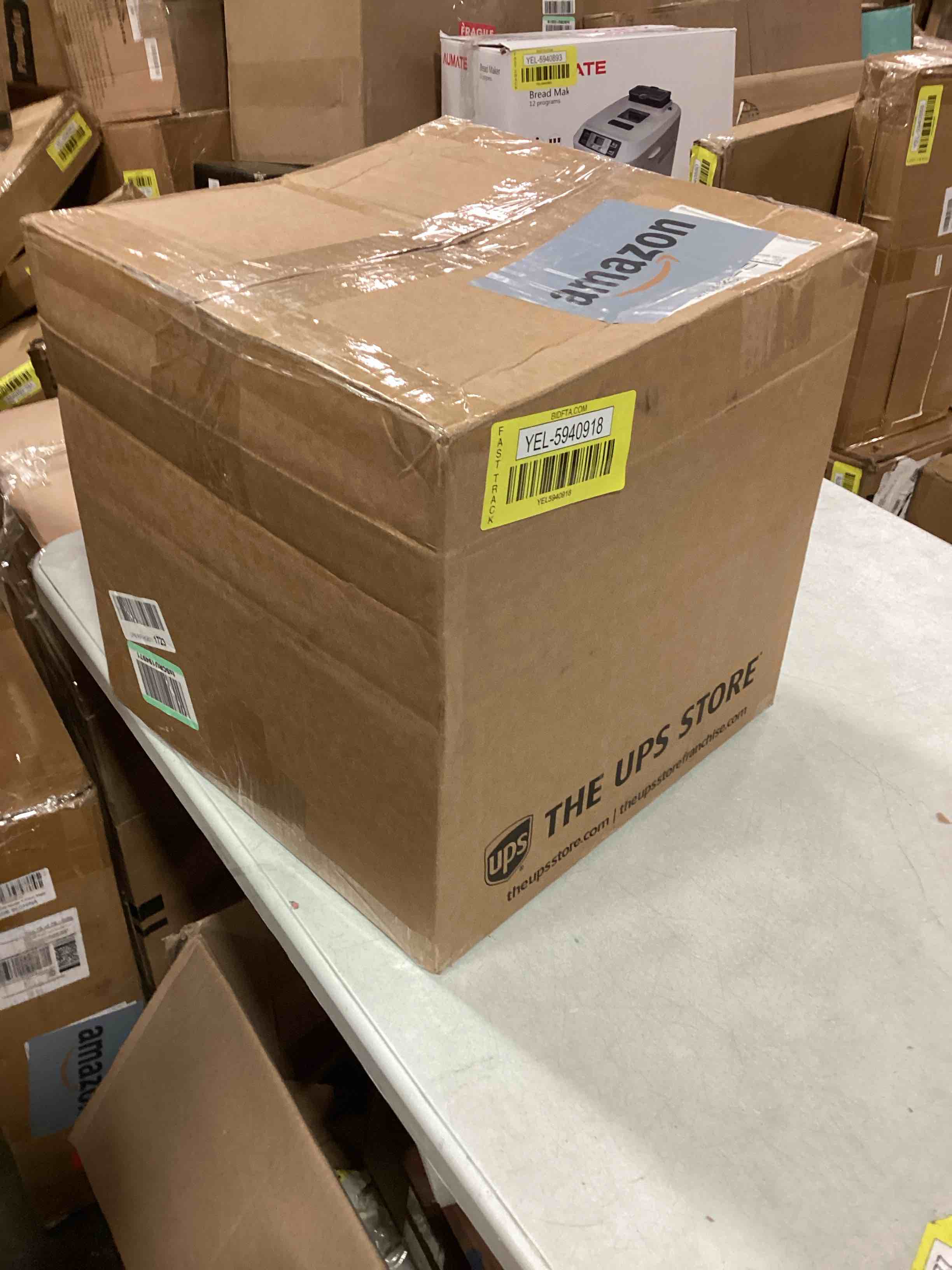 https://s3.amazonaws.com/lotting-images-prod/bidfta/YEL5940918_1709665025308.jpeg