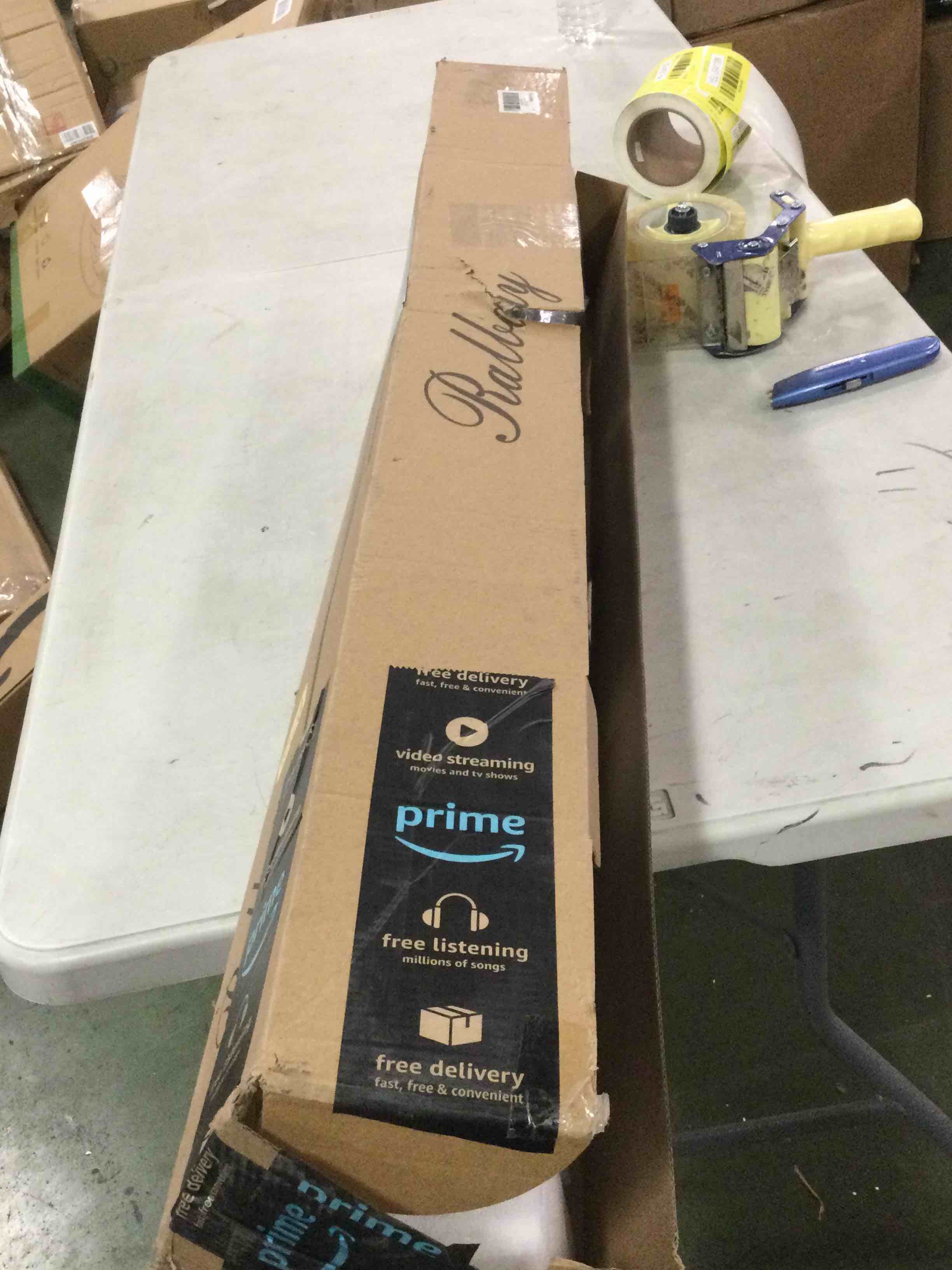 https://s3.amazonaws.com/lotting-images-prod/bidfta/YEL5941306_1710176111302.jpeg