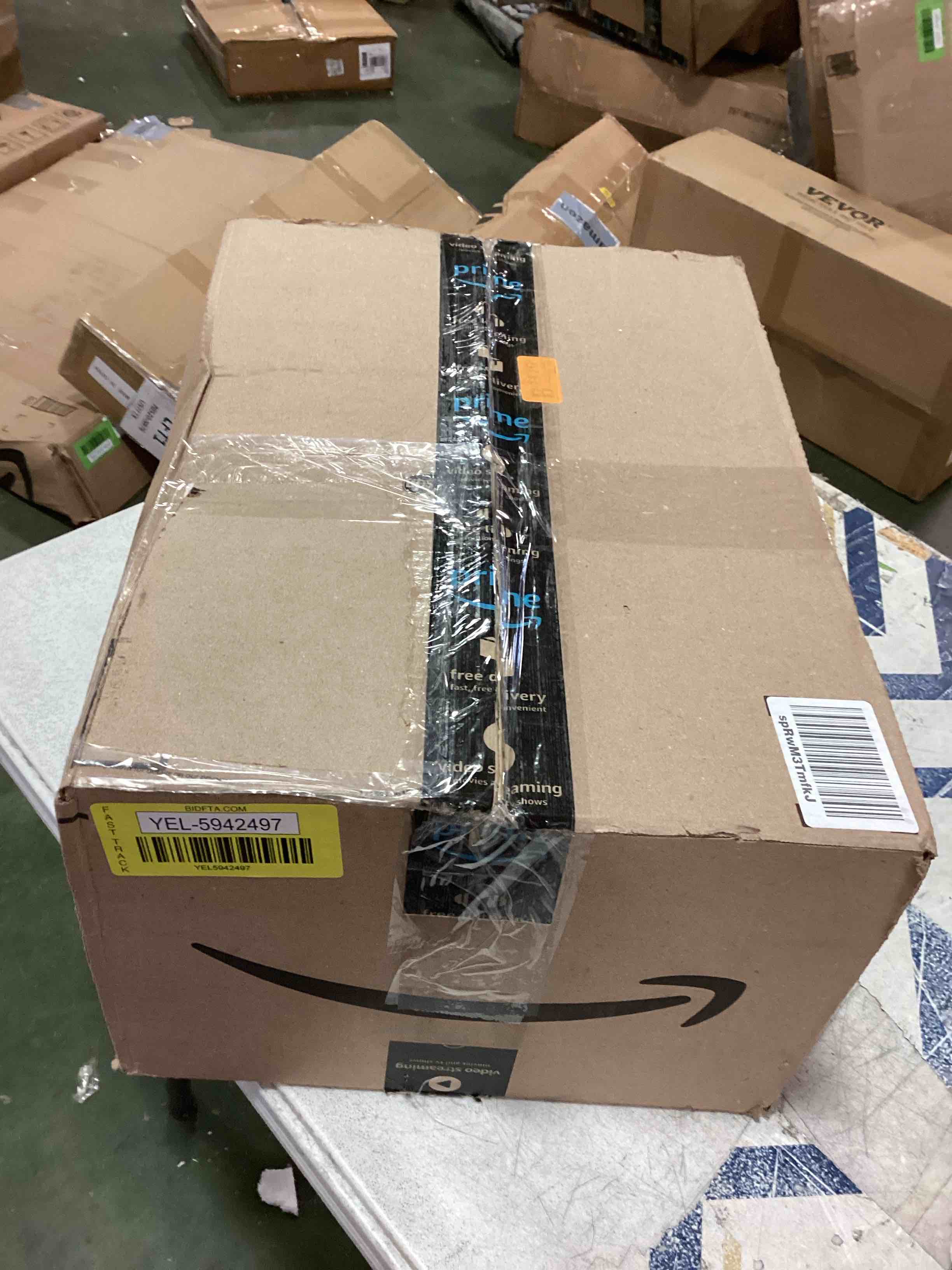 https://s3.amazonaws.com/lotting-images-prod/bidfta/YEL5942497_1710256144808.jpeg