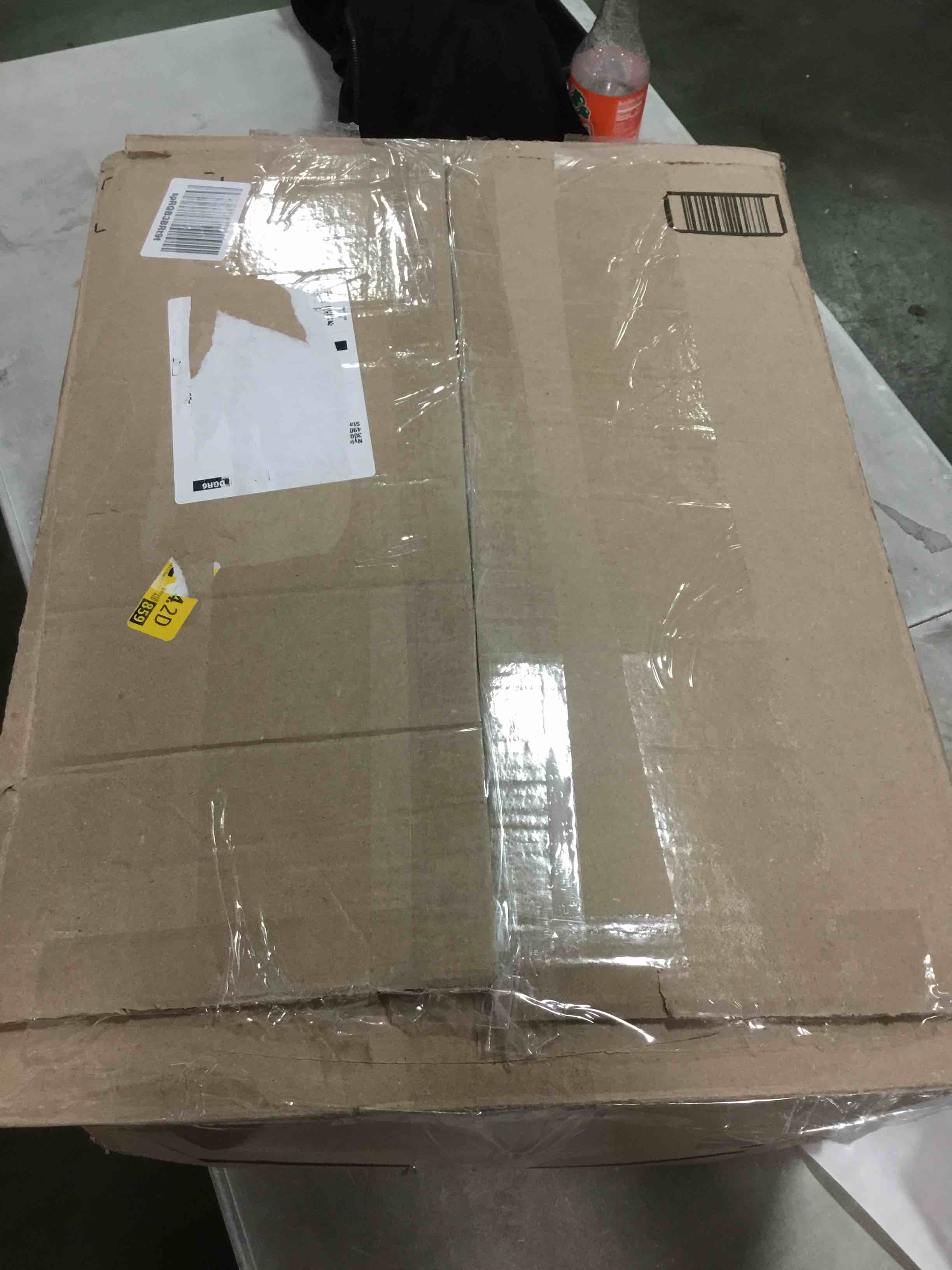 https://s3.amazonaws.com/lotting-images-prod/bidfta/YEL5942774_1710521770301.jpeg