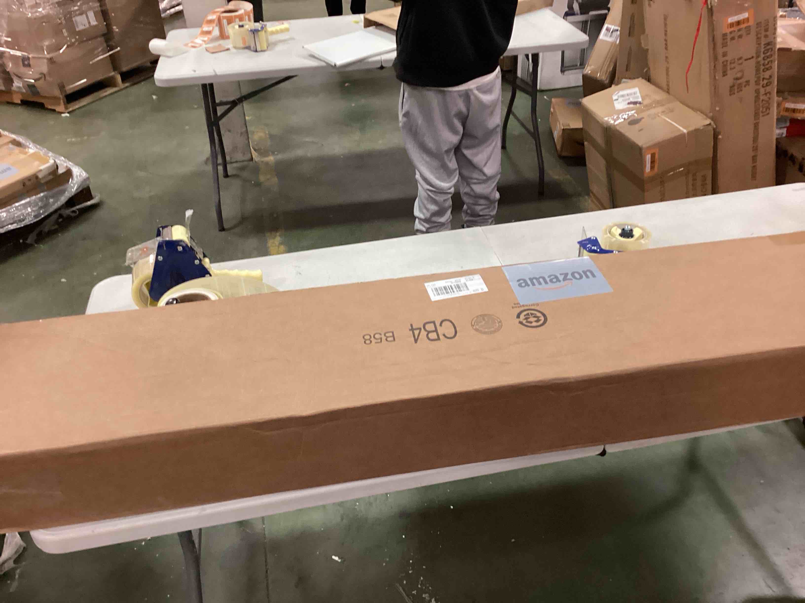 https://s3.amazonaws.com/lotting-images-prod/bidfta/YEL5942963_1710851548960.jpeg