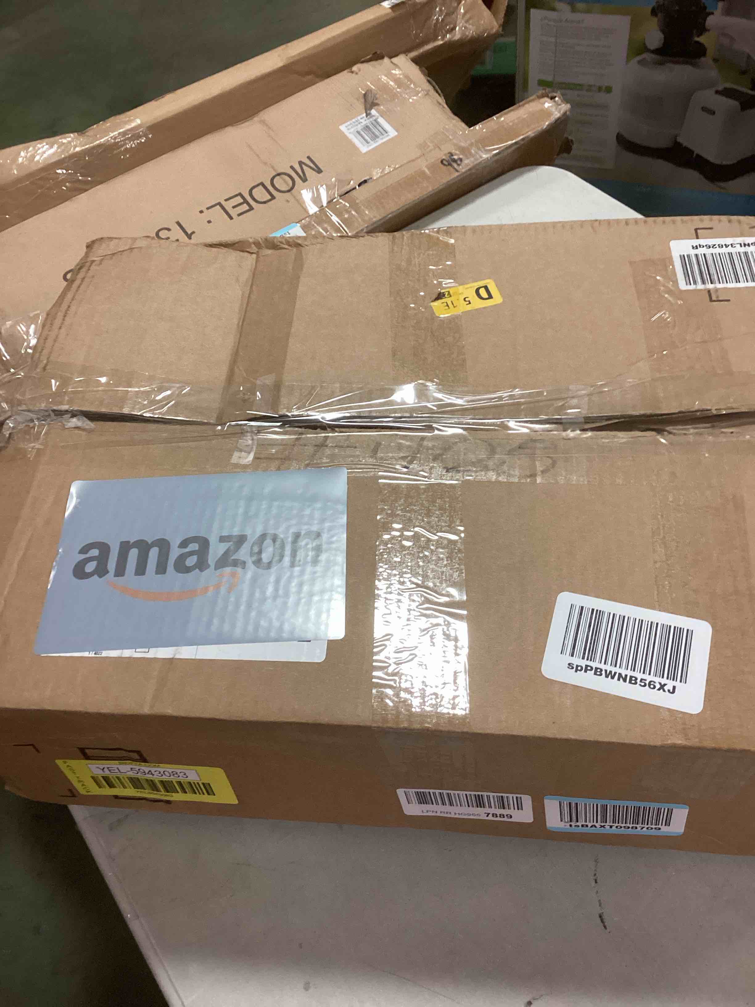 https://s3.amazonaws.com/lotting-images-prod/bidfta/YEL5943083_1711109085449.jpeg