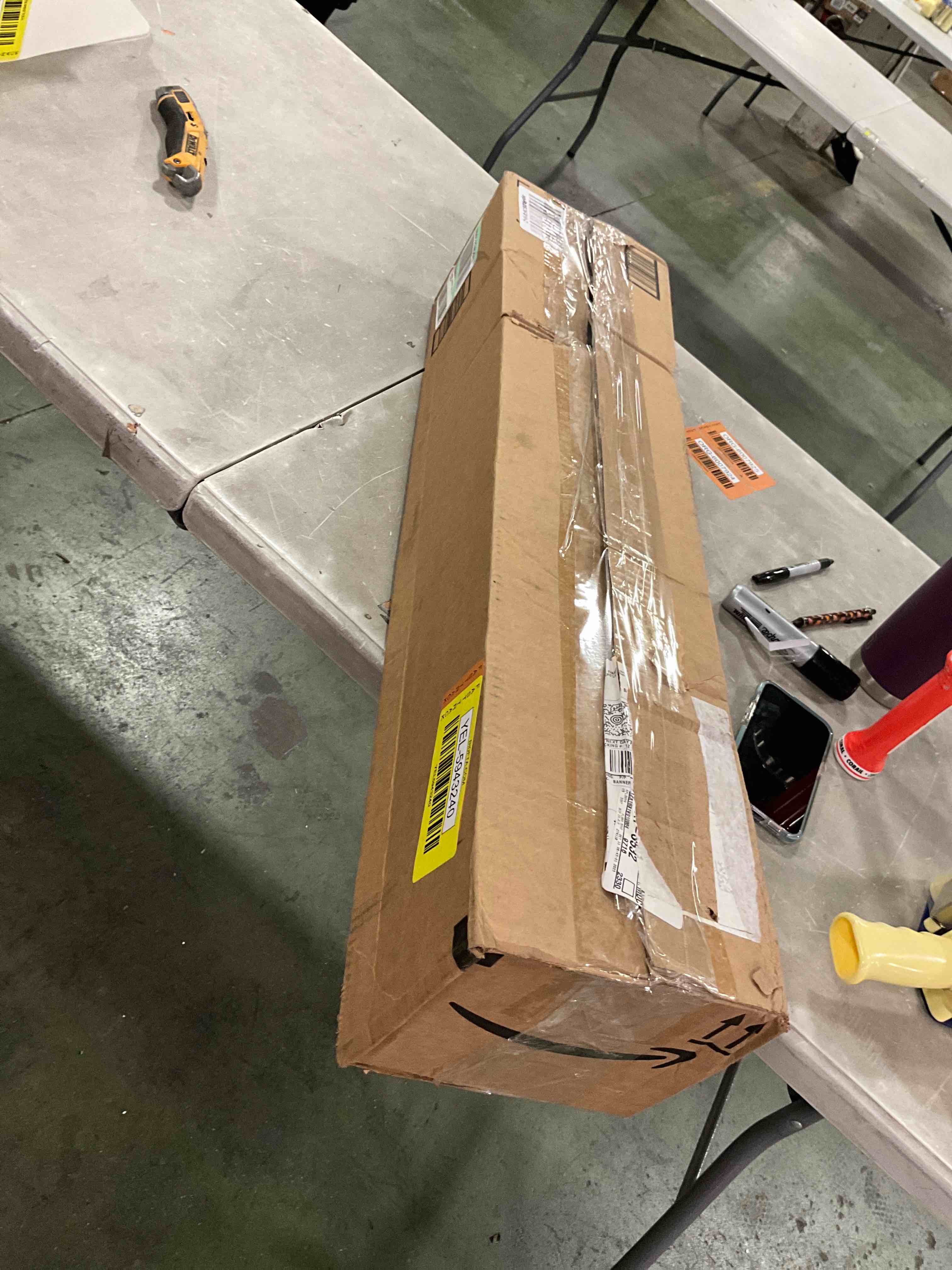 https://s3.amazonaws.com/lotting-images-prod/bidfta/YEL5943240_1711365725106.jpeg