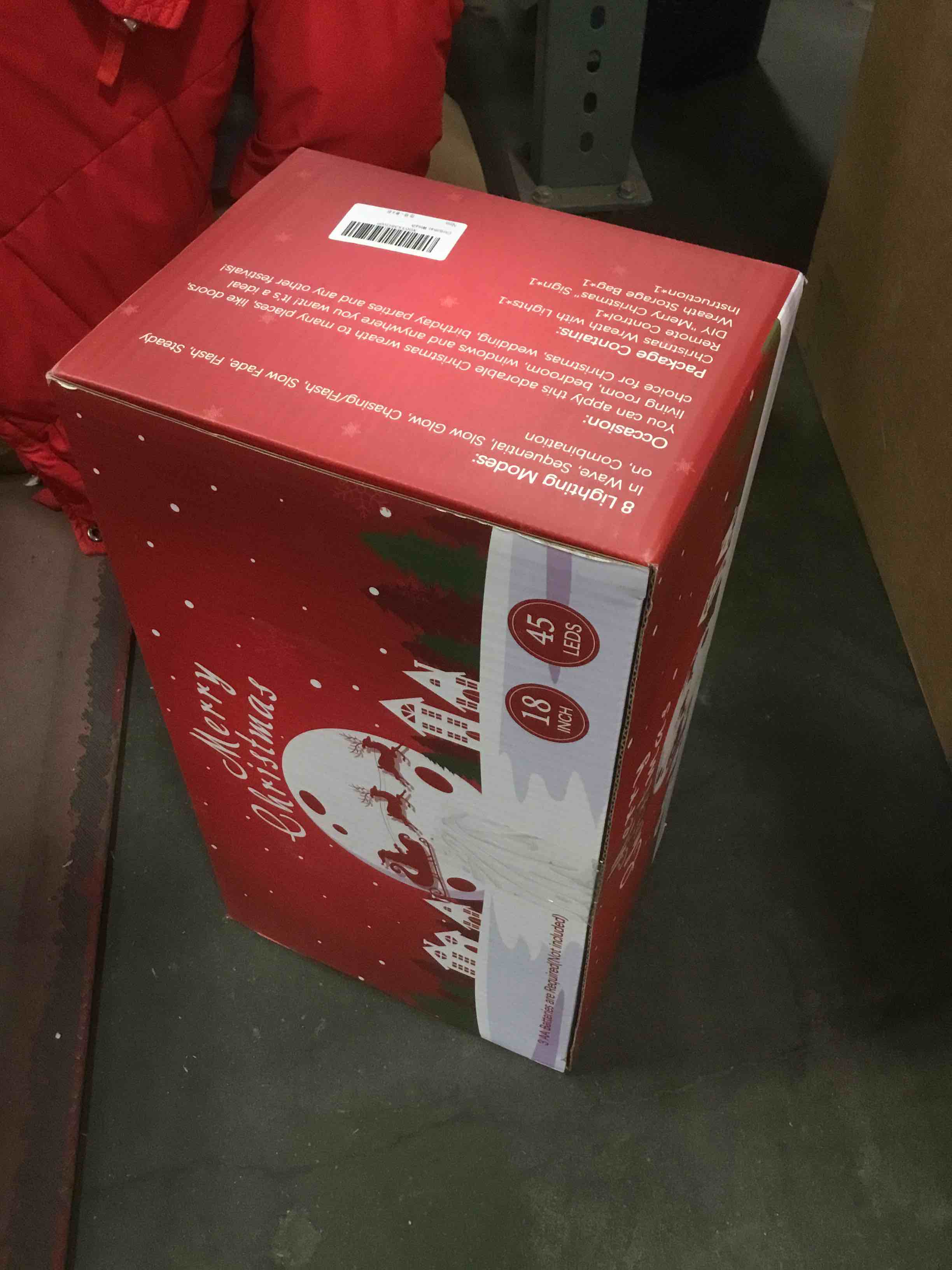 18 Inch Pre-Lit Artificial Christmas Wreath with Lights,Lighted Christmas Wreaths for Front Door with 45 LED Battery Operated 8 Modes Remote Control Timer,Indoor Outdoor Xmas Wreath Decorations