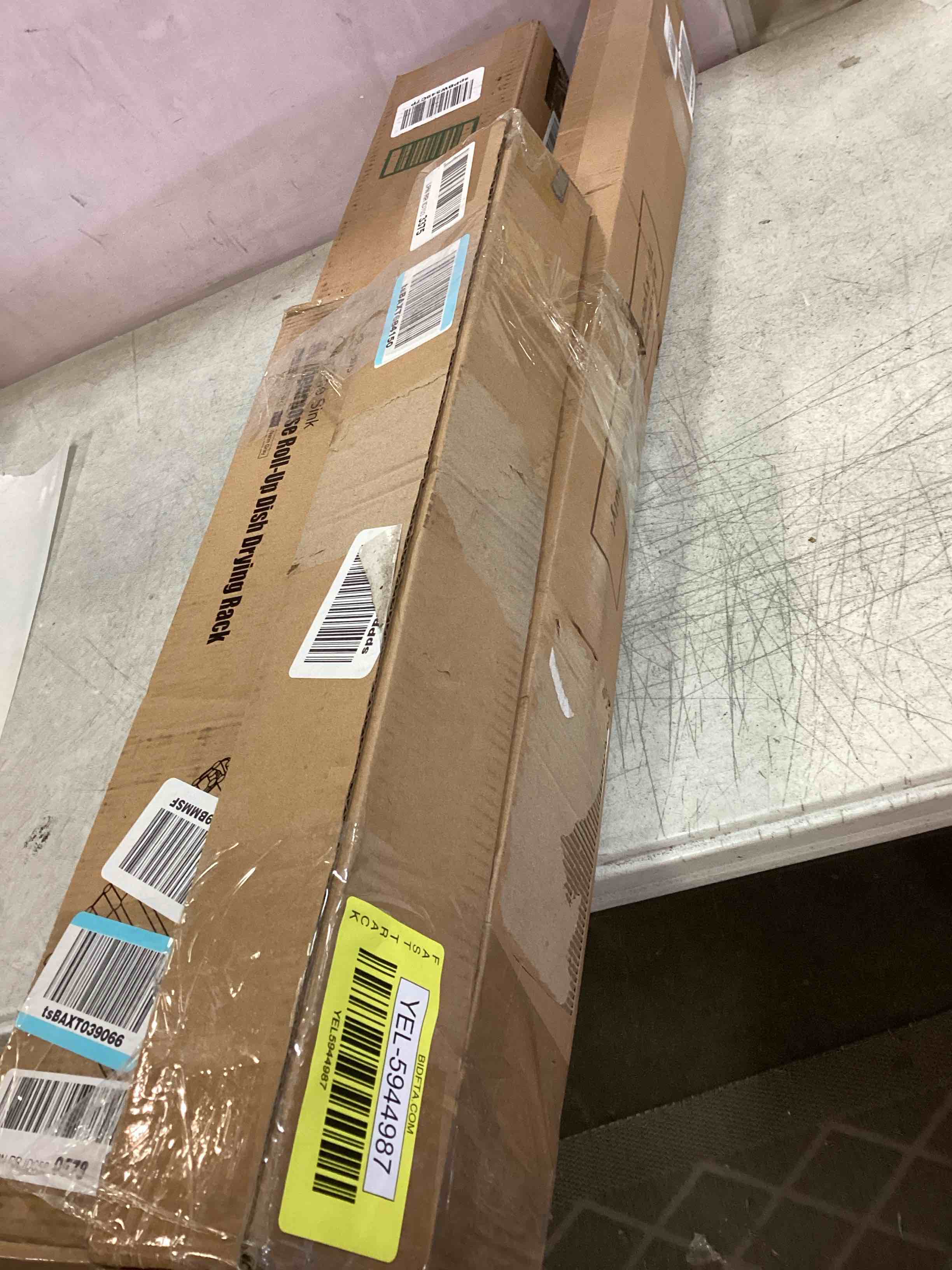 https://s3.amazonaws.com/lotting-images-prod/bidfta/YEL5944987_1709490993894.jpeg