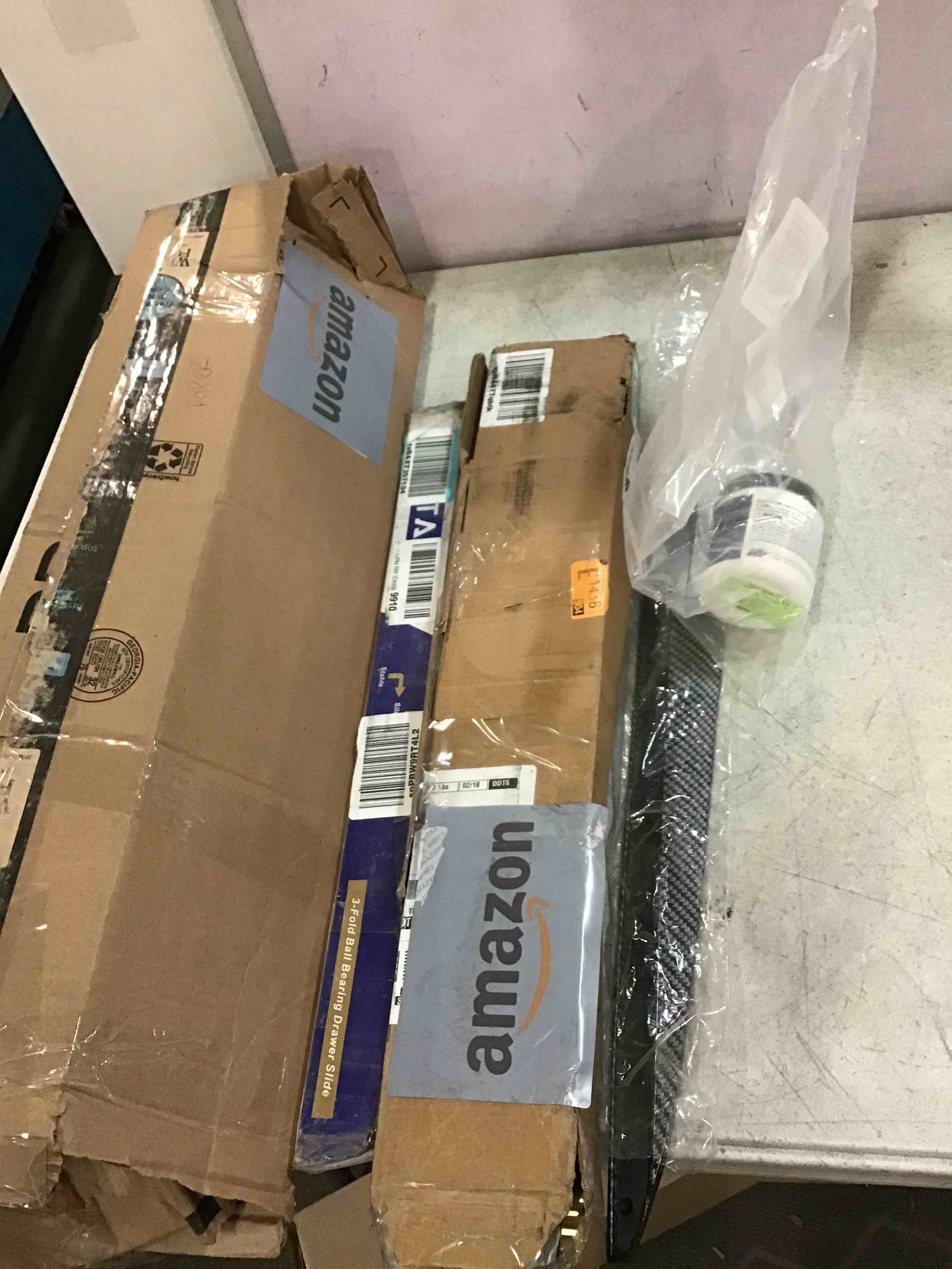 https://s3.amazonaws.com/lotting-images-prod/bidfta/YEL5945224_1709581201274.jpeg