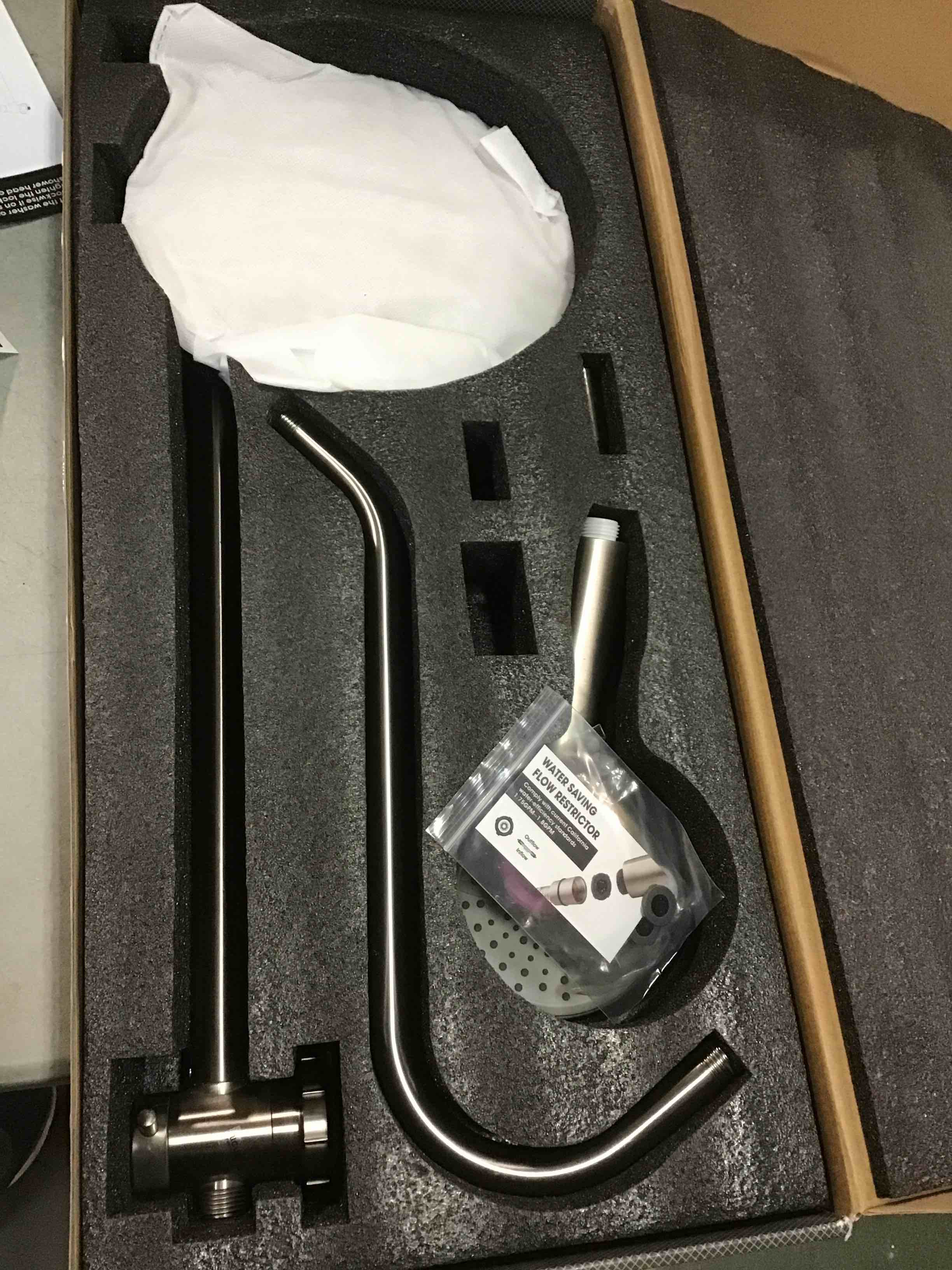 https://s3.amazonaws.com/lotting-images-prod/bidfta/YEL5945414_1709662970911.jpeg