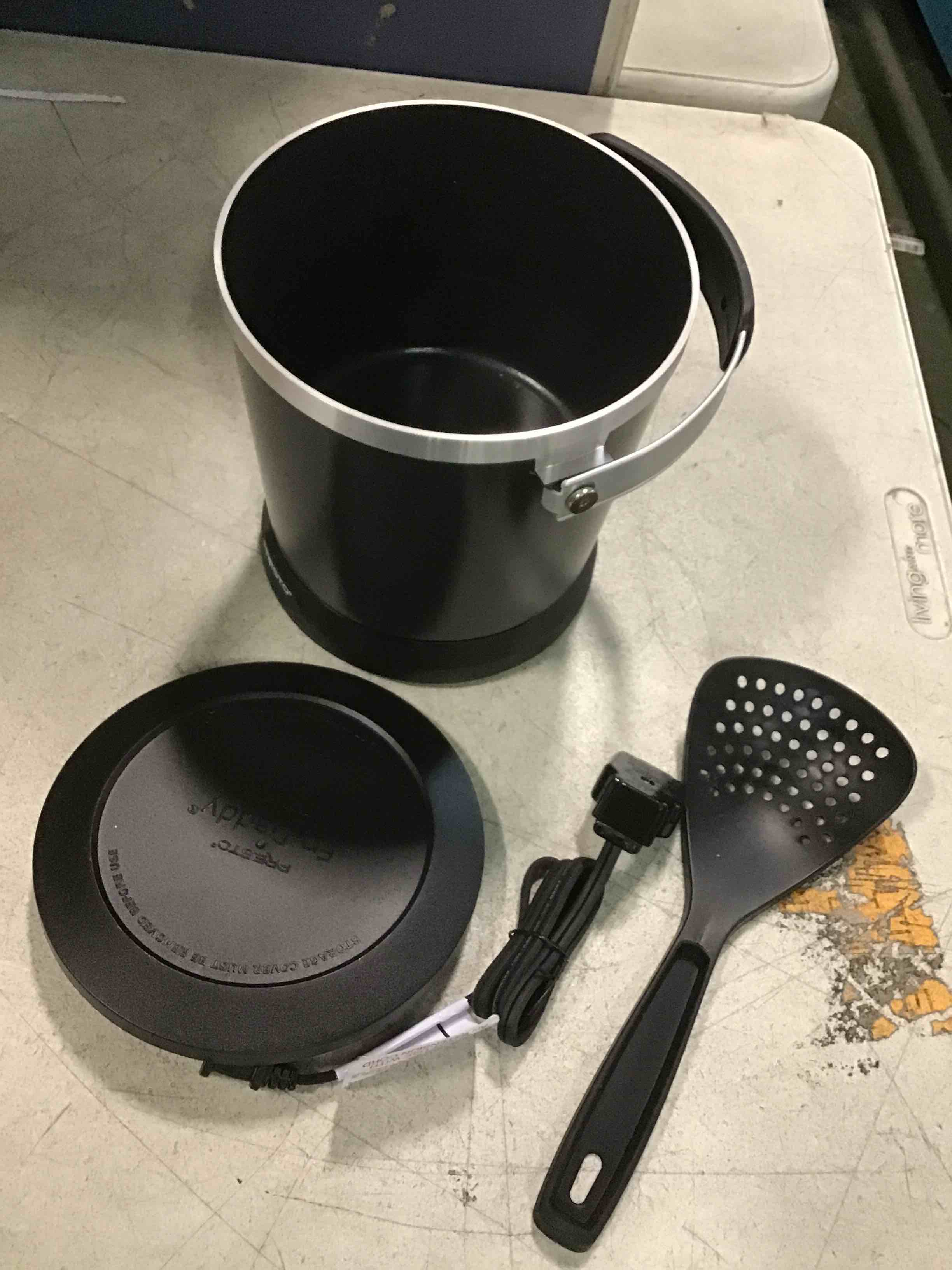 https://s3.amazonaws.com/lotting-images-prod/bidfta/YEL5945797_1709822491605.jpeg