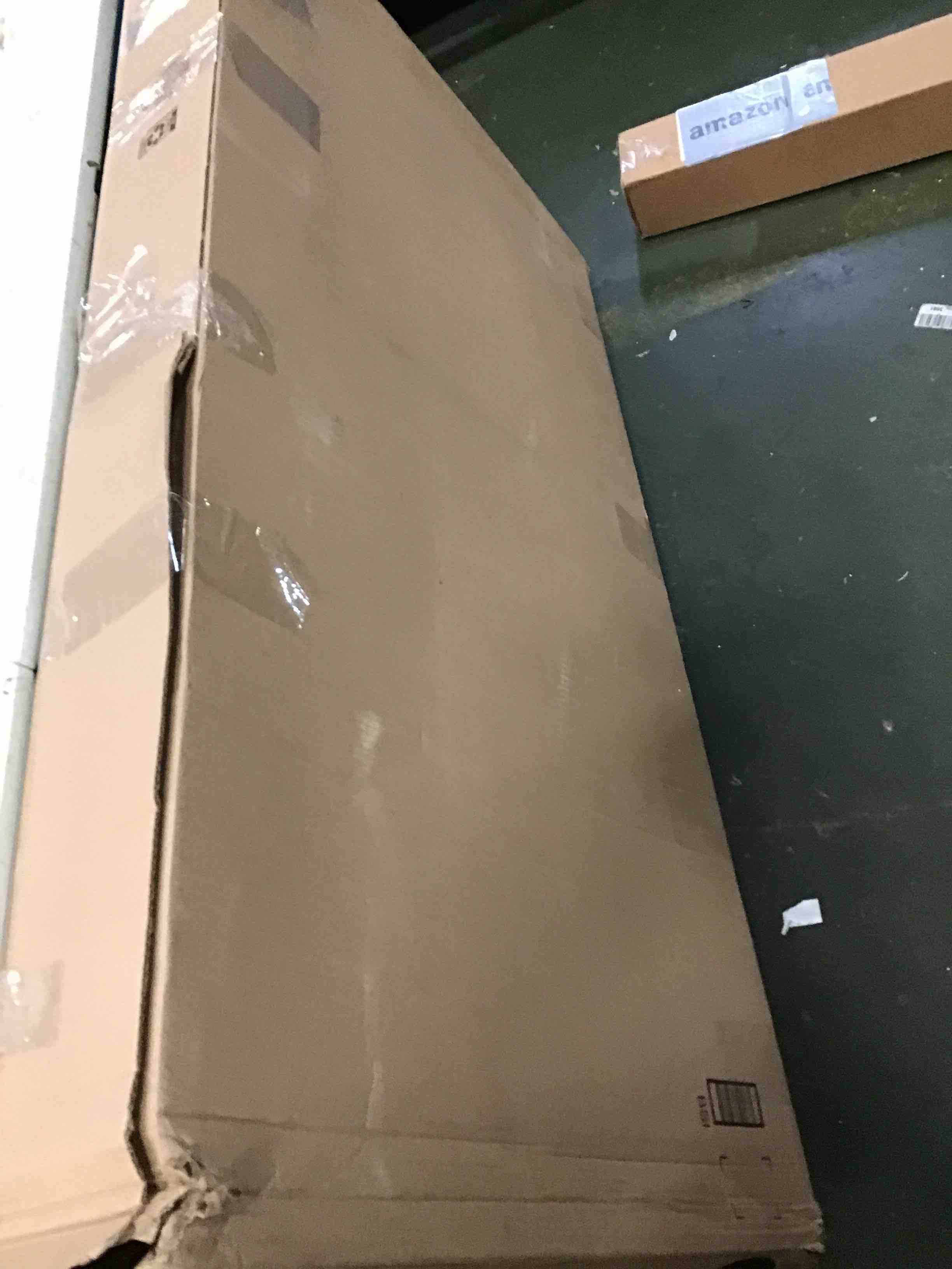 https://s3.amazonaws.com/lotting-images-prod/bidfta/YEL5945850_1709830067120.jpeg
