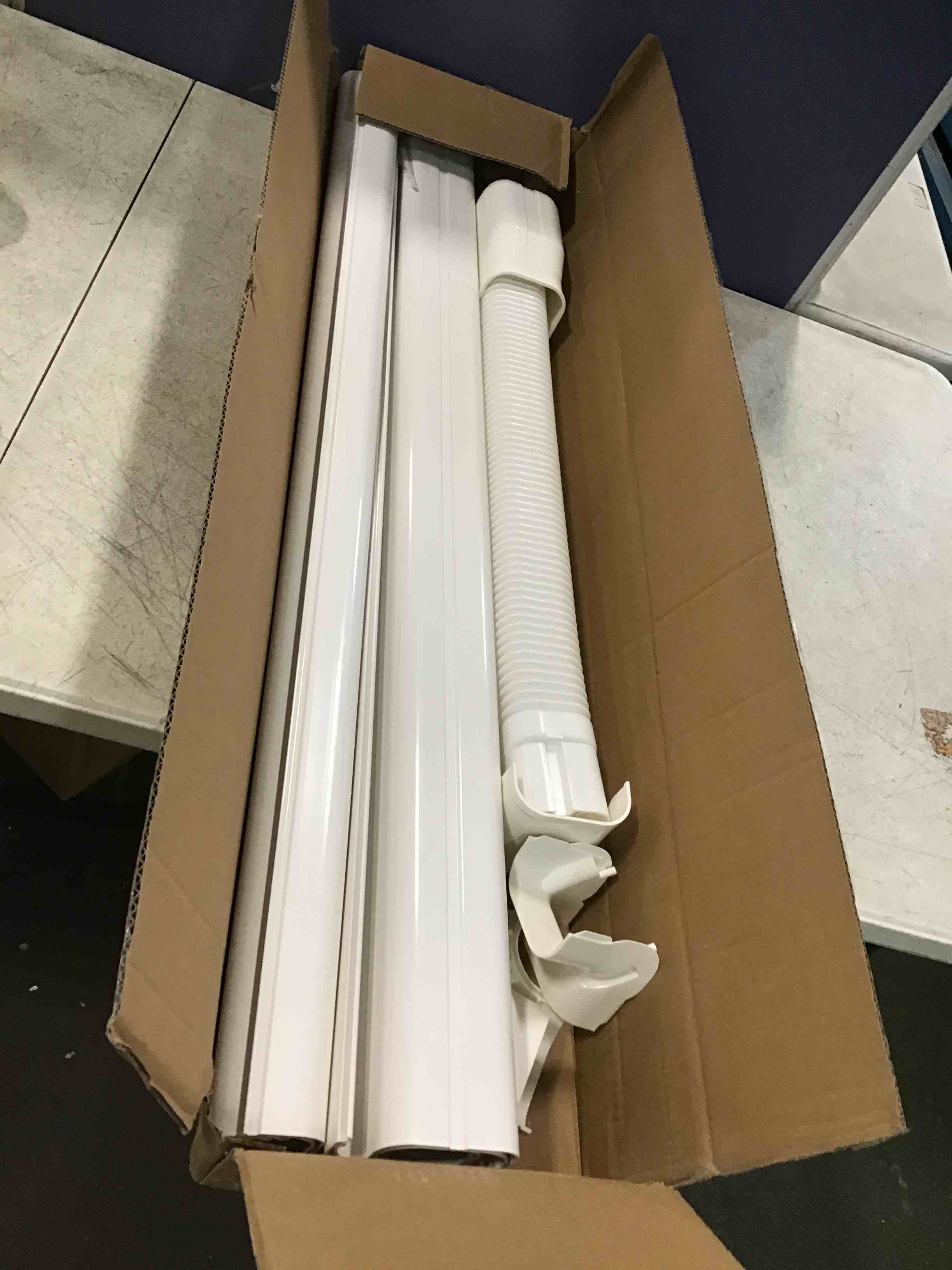 https://s3.amazonaws.com/lotting-images-prod/bidfta/YEL5945918_1709840665812.jpeg