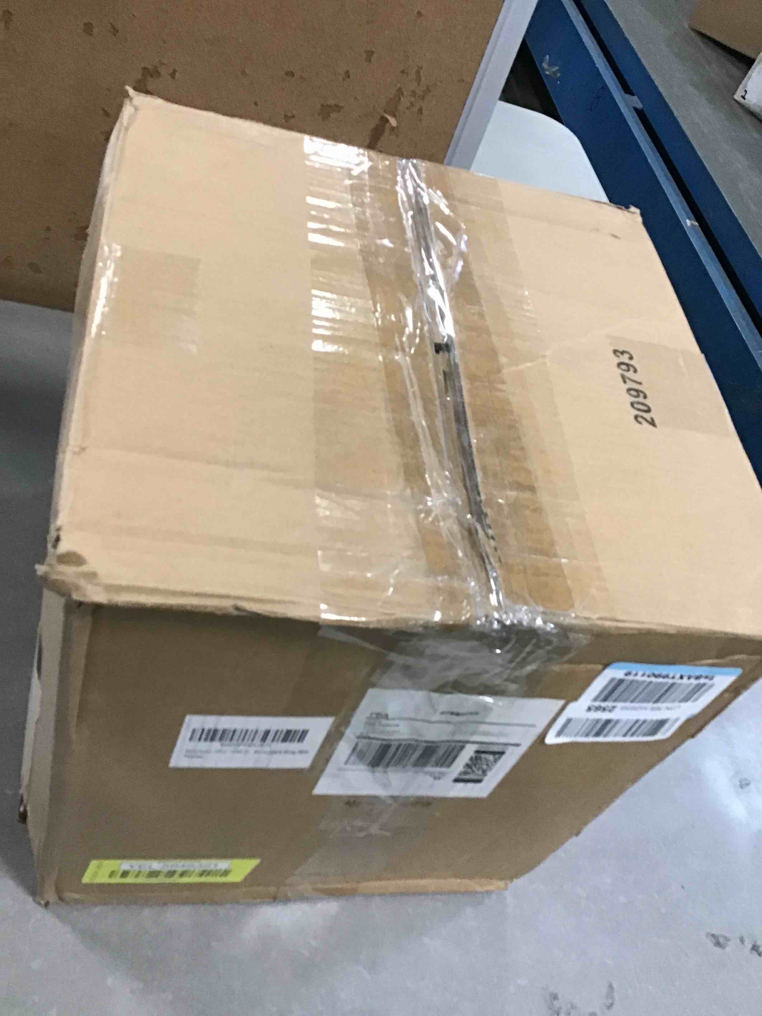 https://s3.amazonaws.com/lotting-images-prod/bidfta/YEL5946381_1710184889209.jpeg