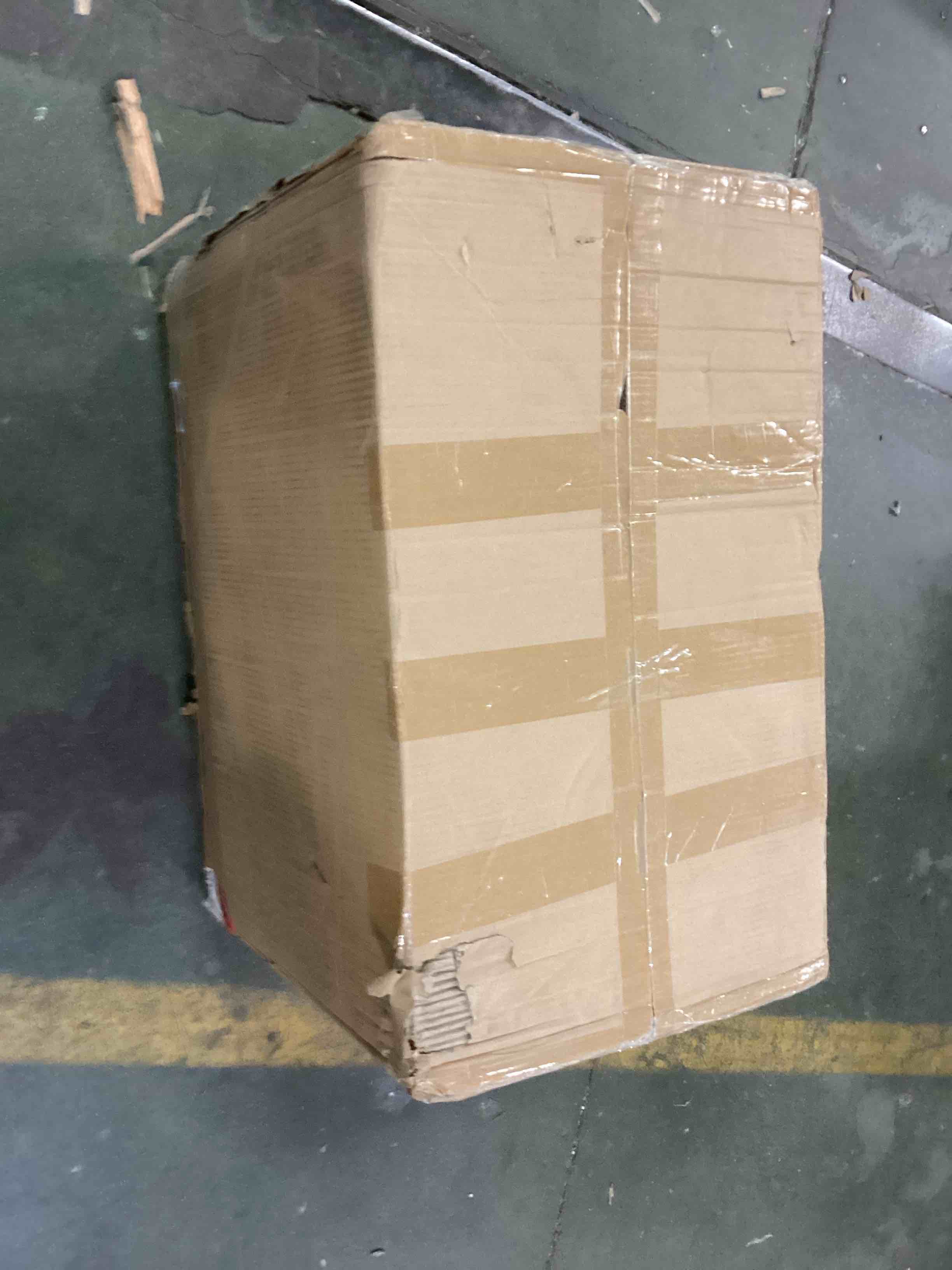 https://s3.amazonaws.com/lotting-images-prod/bidfta/YEL5946748_1709324336301.jpeg