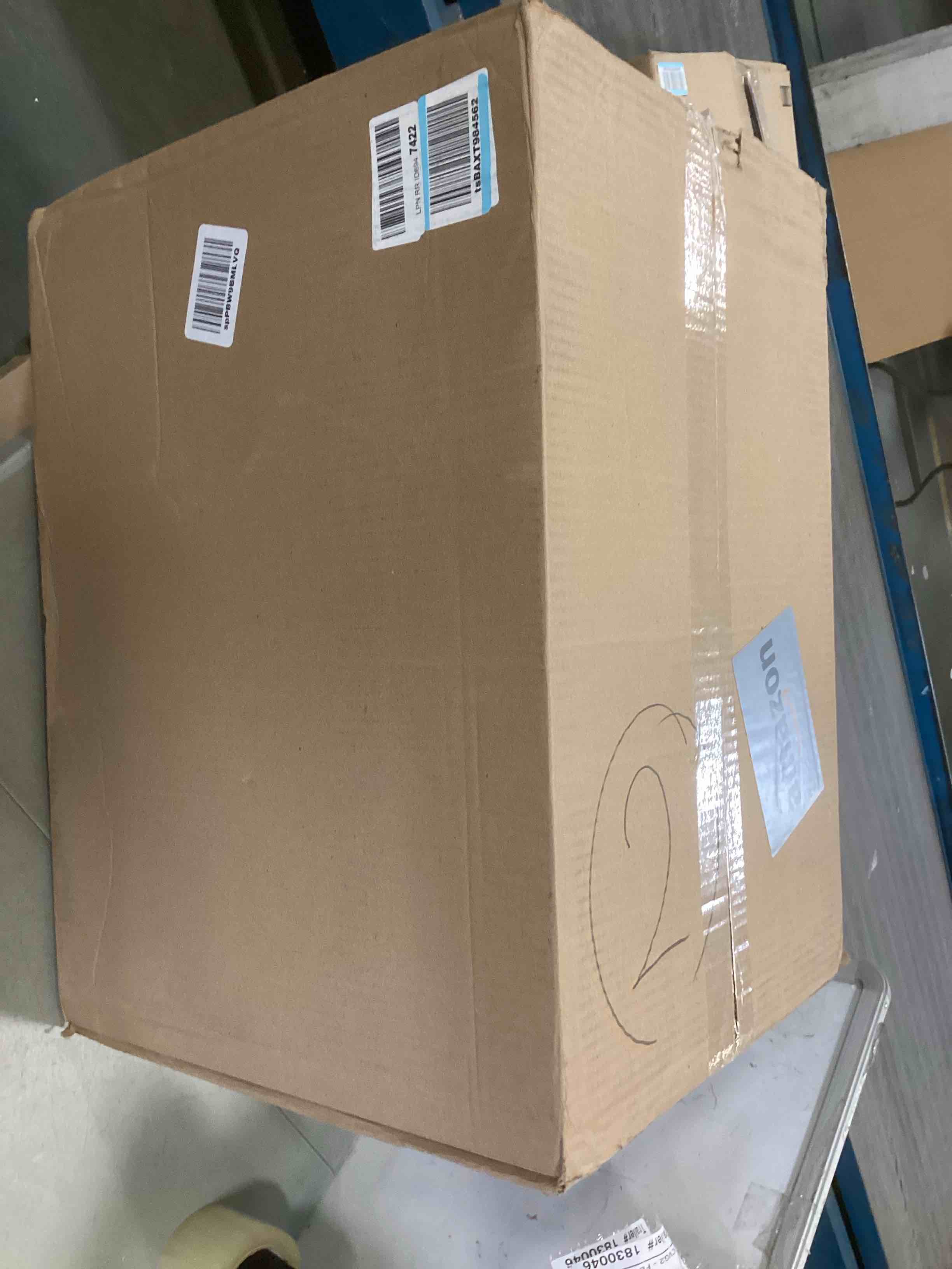 https://s3.amazonaws.com/lotting-images-prod/bidfta/YEL5947251_1709483961965.jpeg