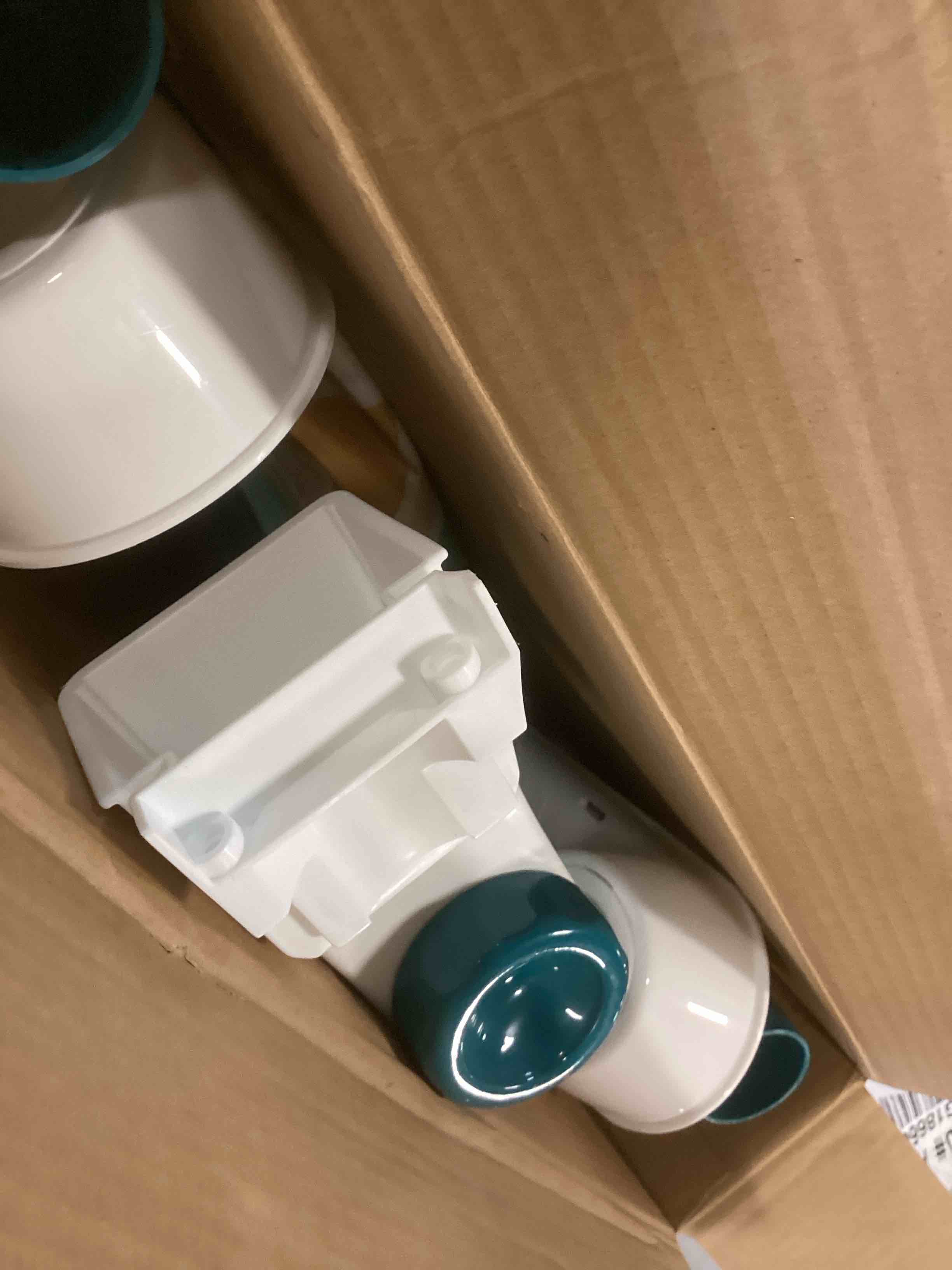 https://s3.amazonaws.com/lotting-images-prod/bidfta/YEL5947254_1709484223973.jpeg