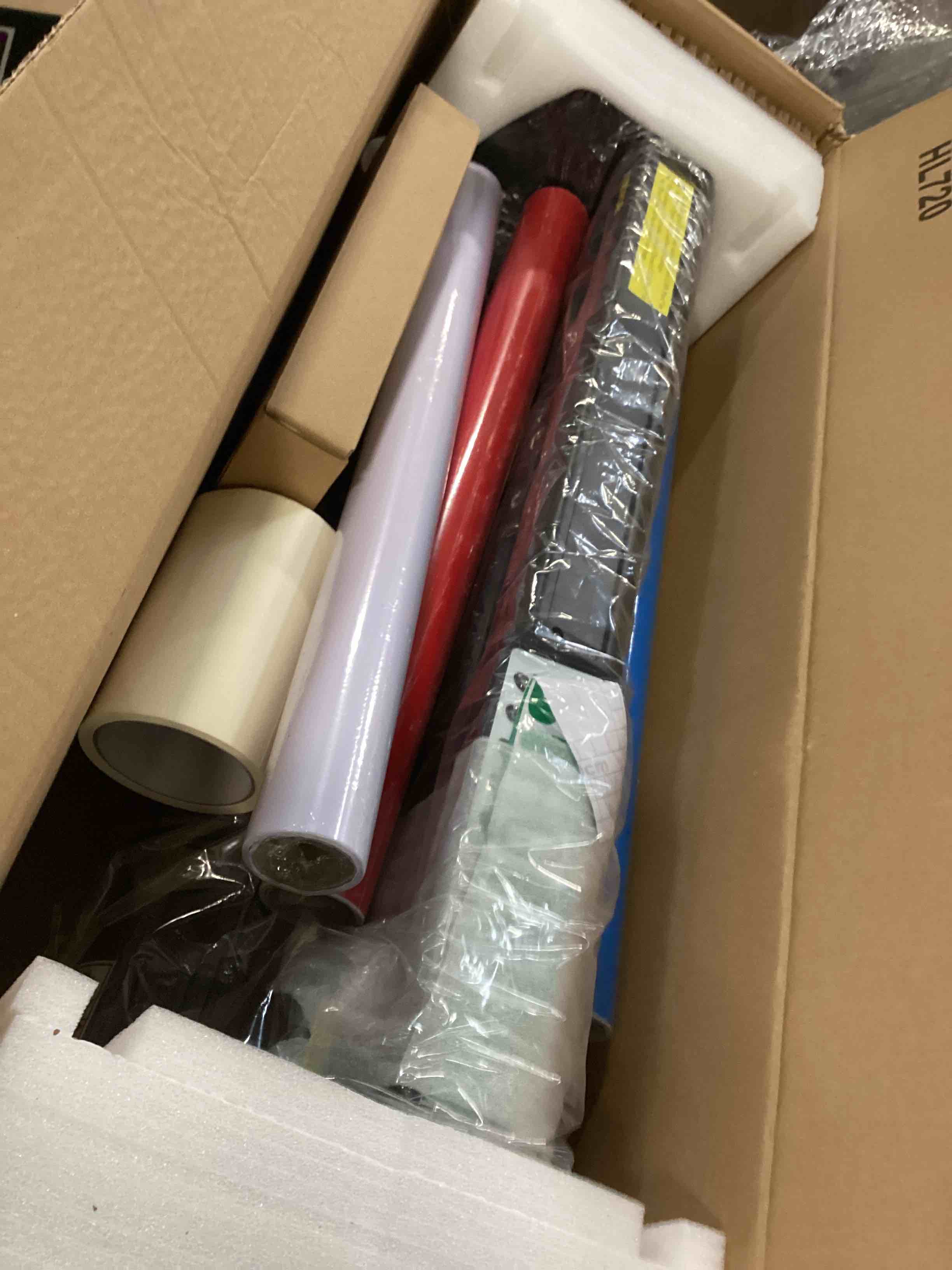 https://s3.amazonaws.com/lotting-images-prod/bidfta/YEL5947426_1709557514758.jpeg