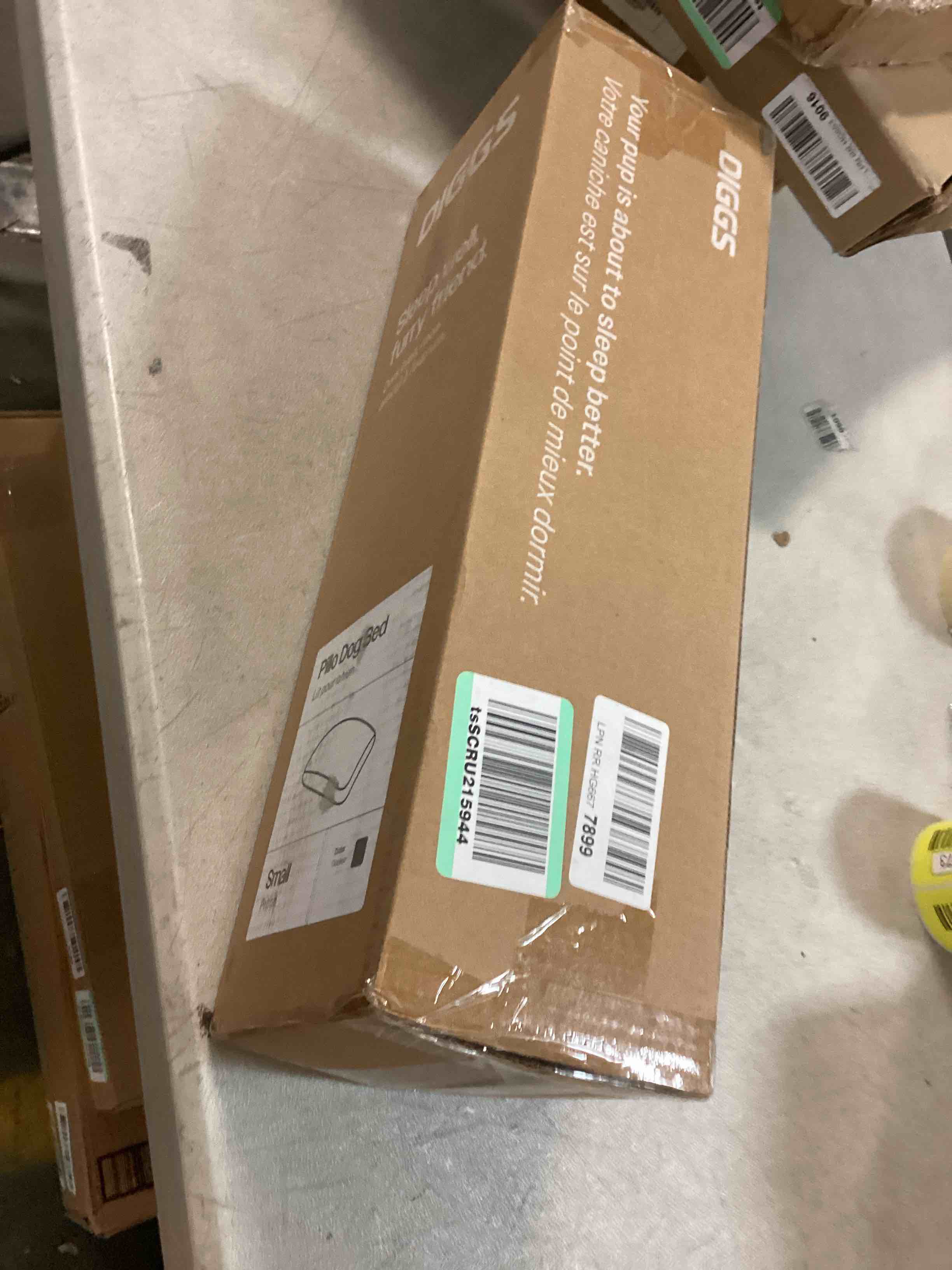 https://s3.amazonaws.com/lotting-images-prod/bidfta/YEL5947865_1709652689401.jpeg