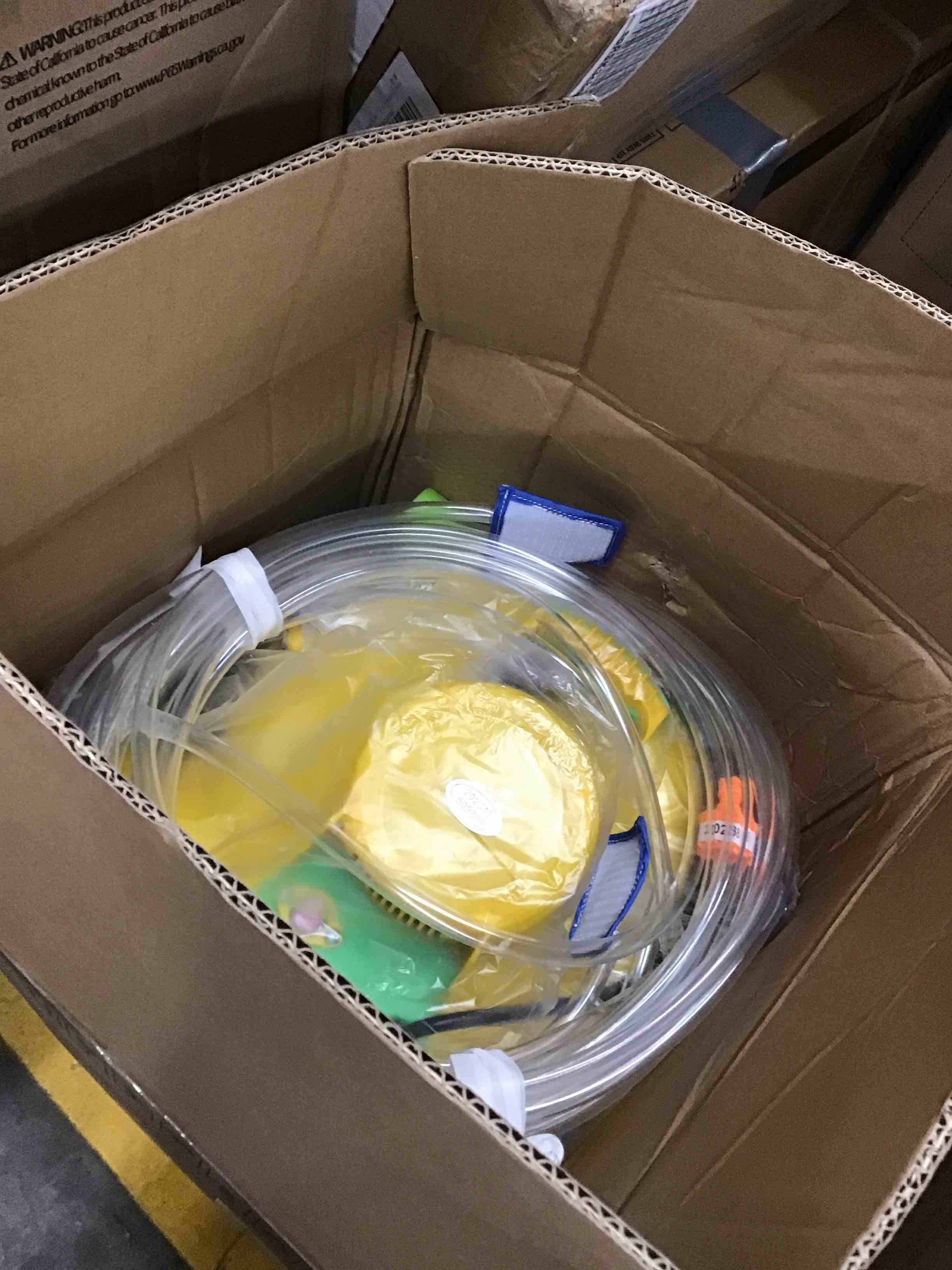 https://s3.amazonaws.com/lotting-images-prod/bidfta/YEL5950045_1714756463295.jpeg