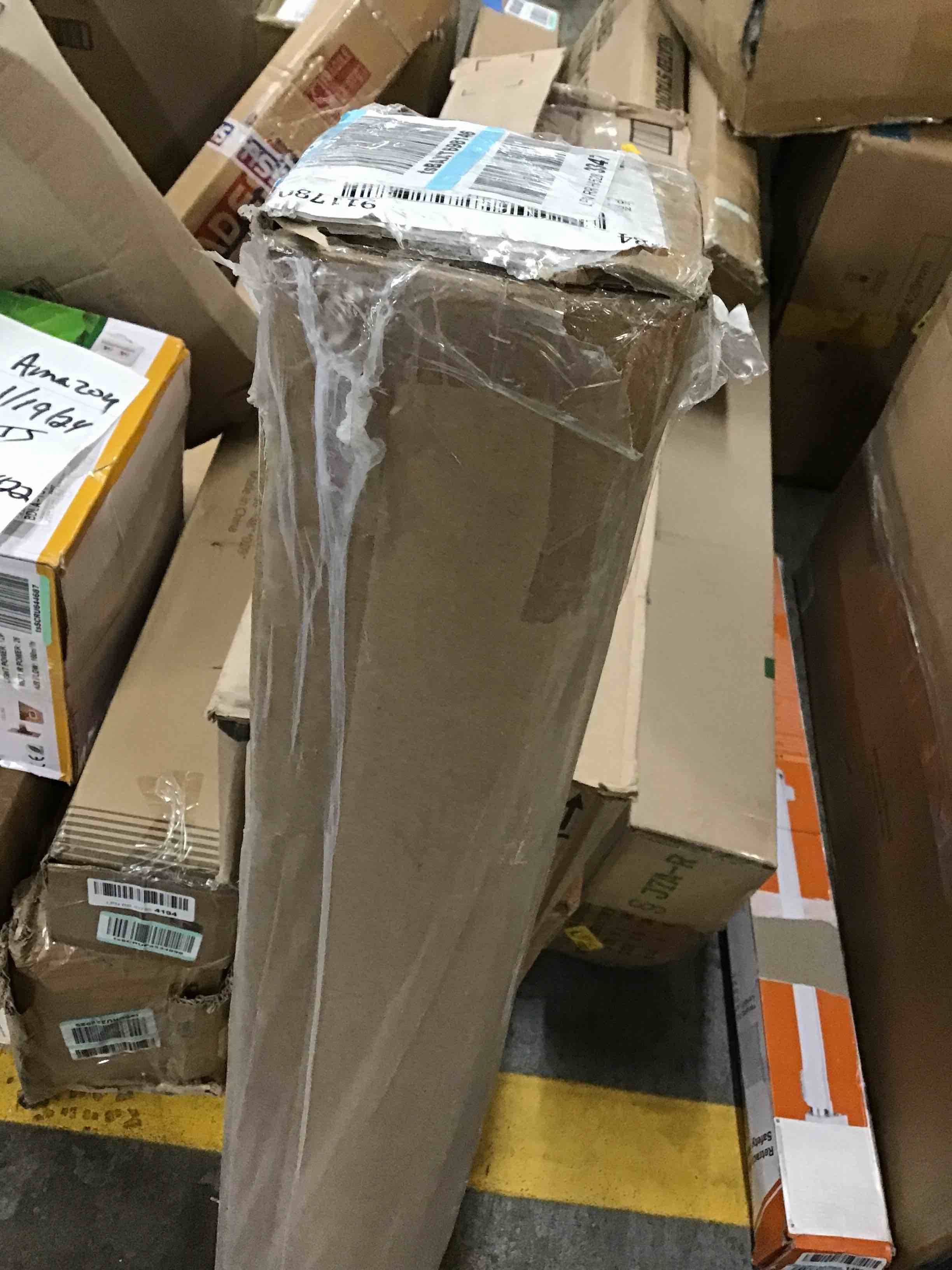 https://s3.amazonaws.com/lotting-images-prod/bidfta/YEL5950406_1715956876116.jpeg