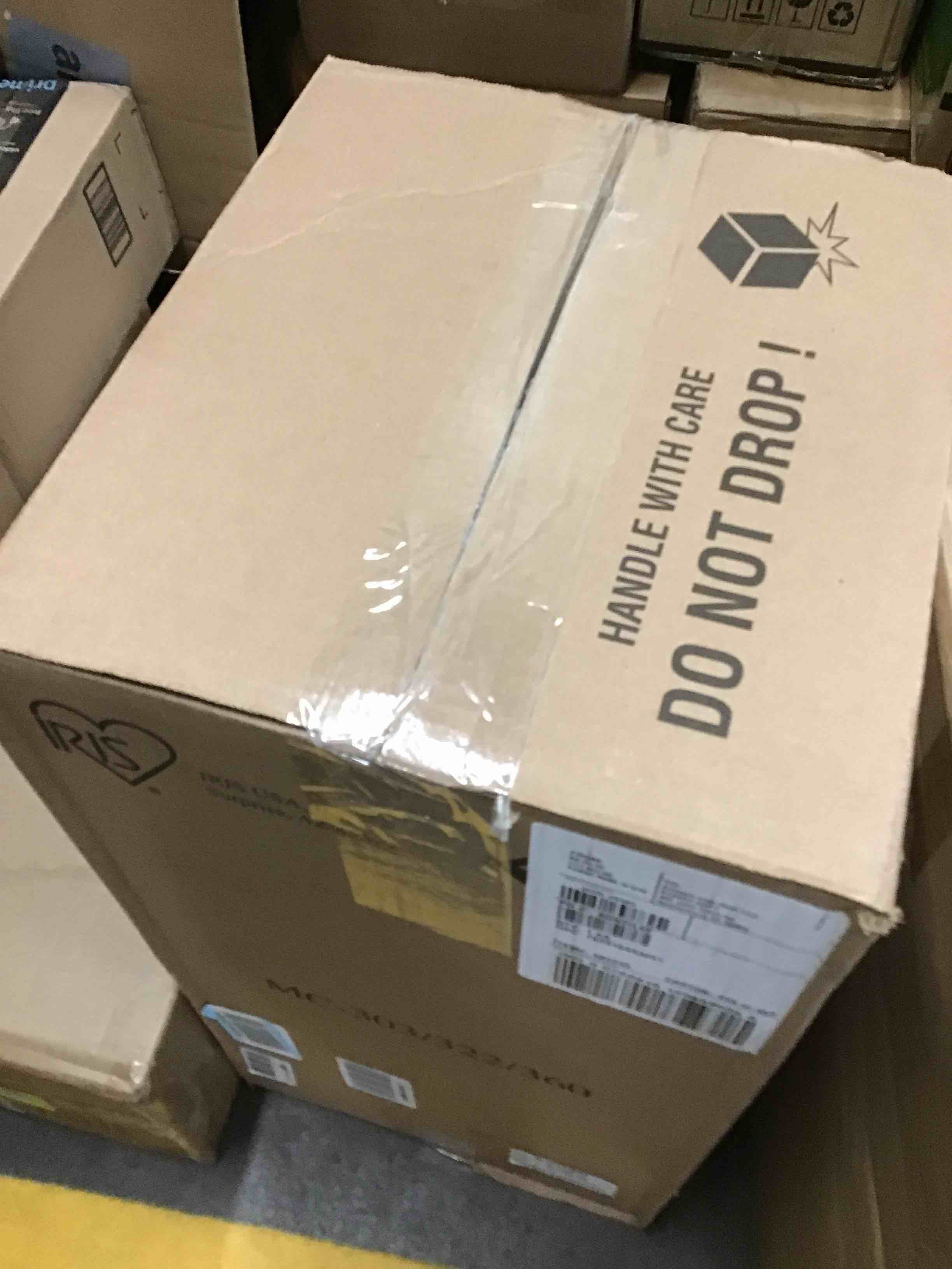https://s3.amazonaws.com/lotting-images-prod/bidfta/YEL5950774_1716560364701.jpeg