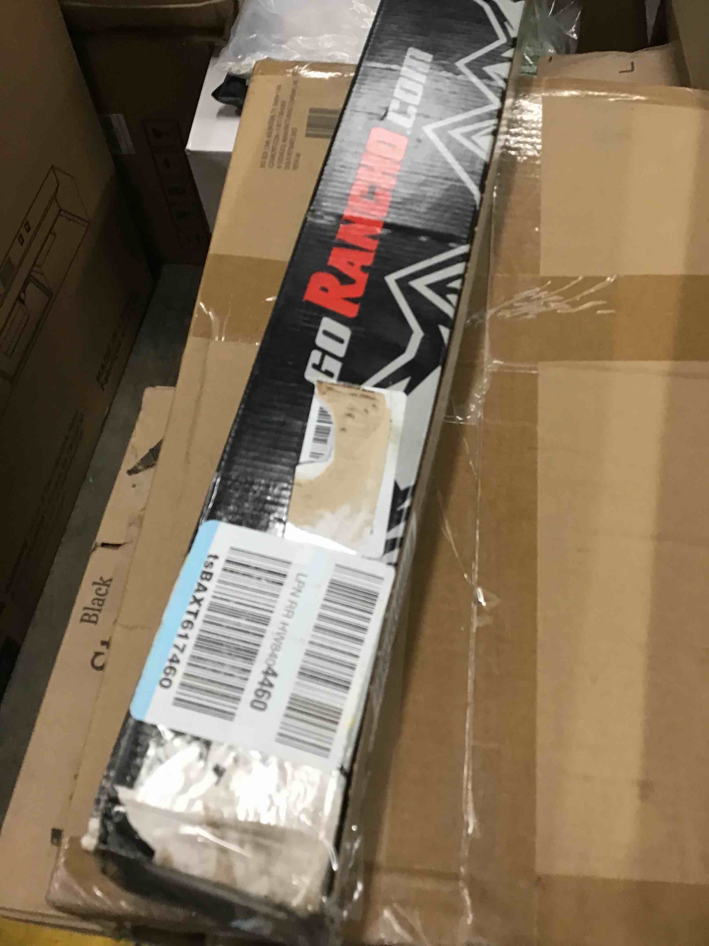 https://s3.amazonaws.com/lotting-images-prod/bidfta/YEL5950810_1716564804650.jpeg