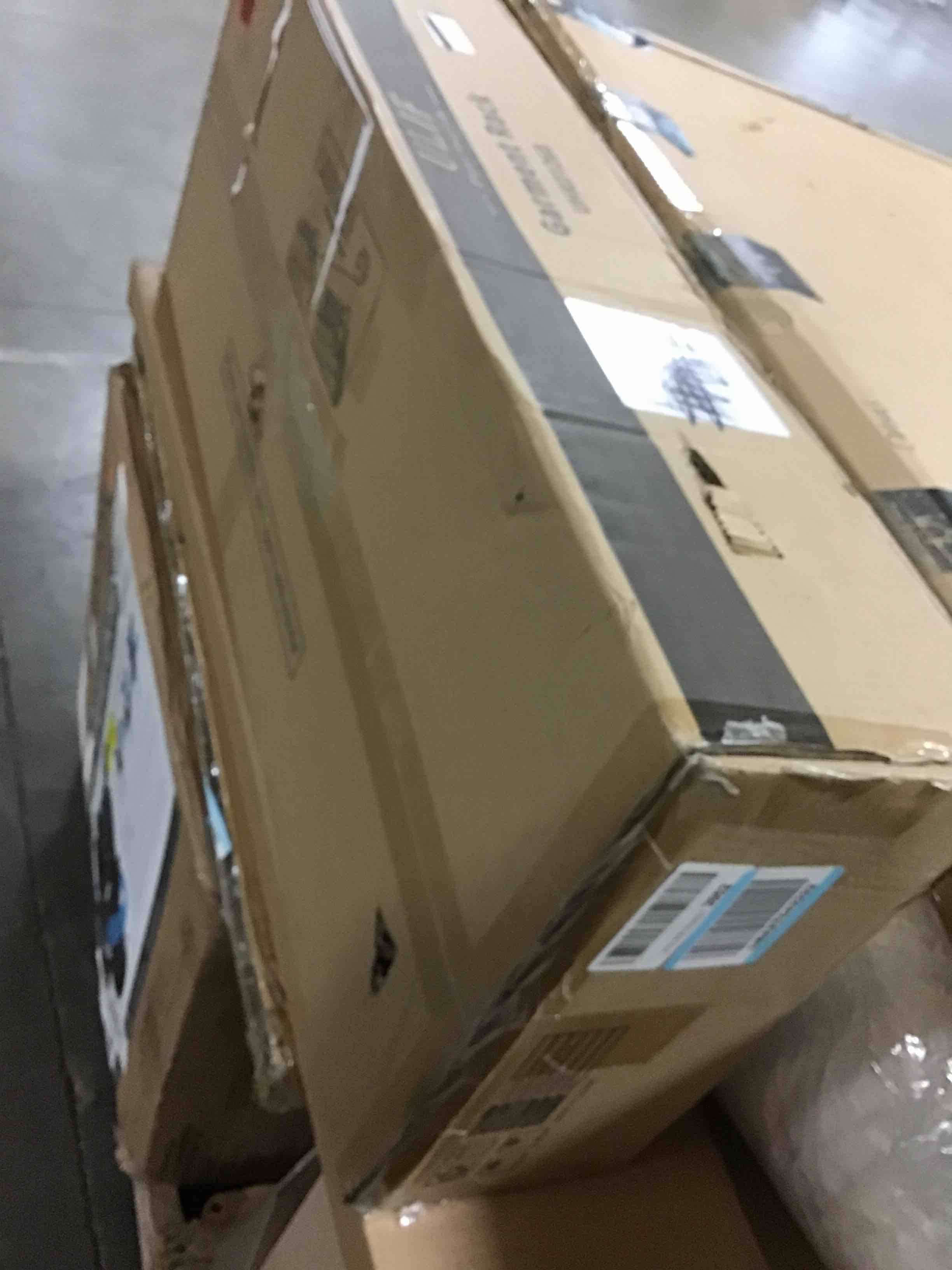 https://s3.amazonaws.com/lotting-images-prod/bidfta/YEL5951432_1710442237463.jpeg
