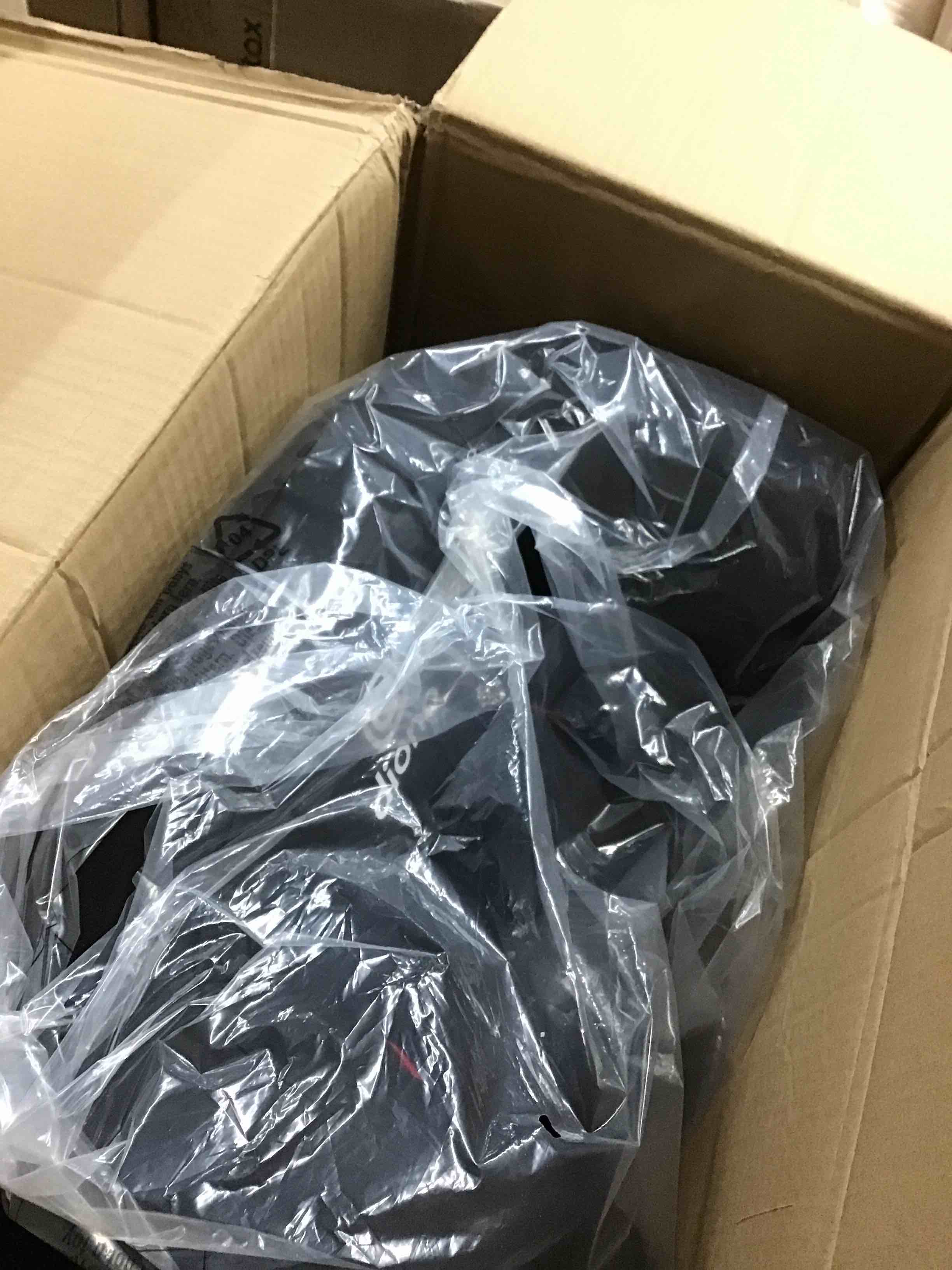 https://s3.amazonaws.com/lotting-images-prod/bidfta/YEL5952939_1712854591909.jpeg