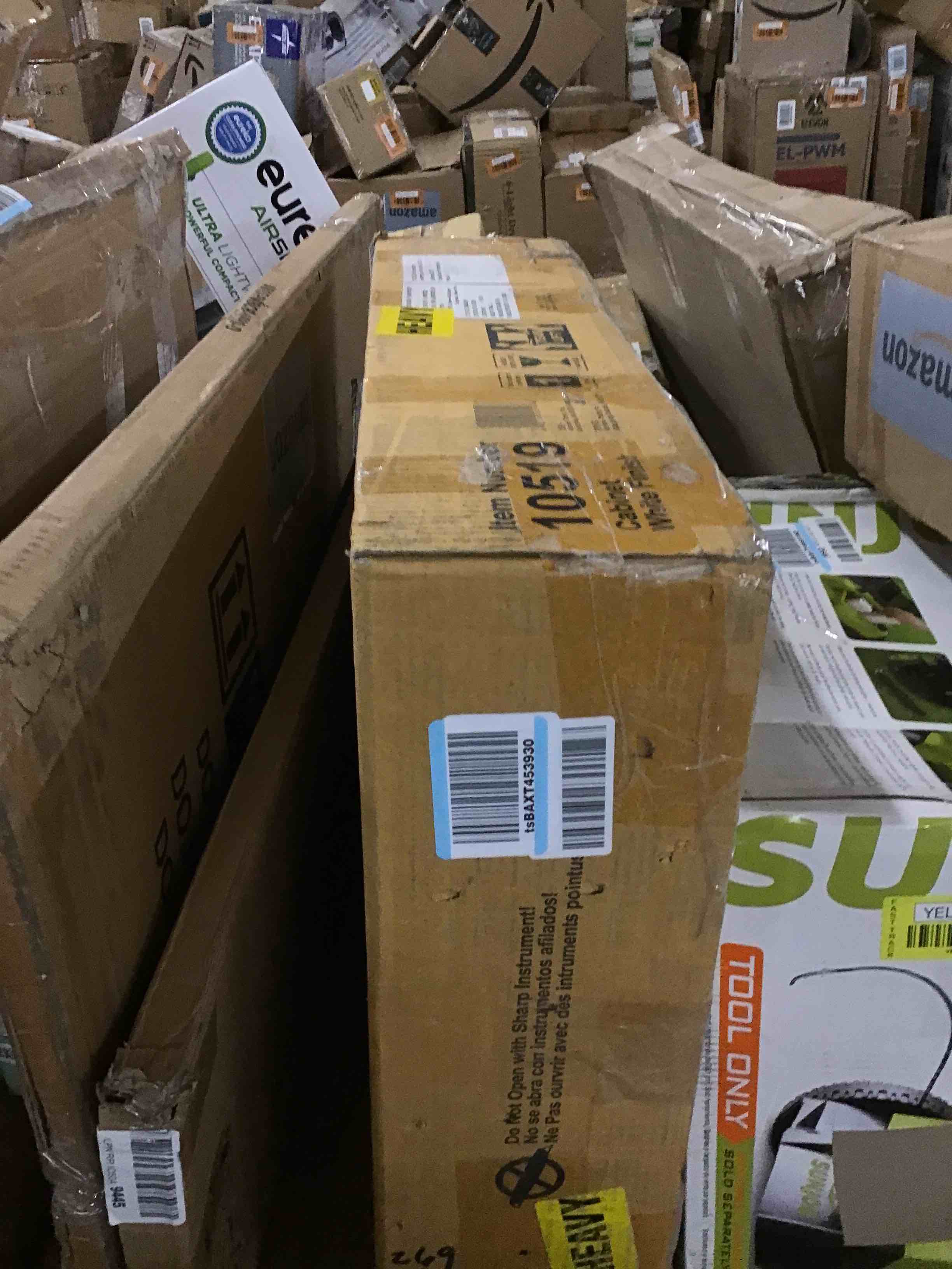 https://s3.amazonaws.com/lotting-images-prod/bidfta/YEL5953487_1713797591357.jpeg
