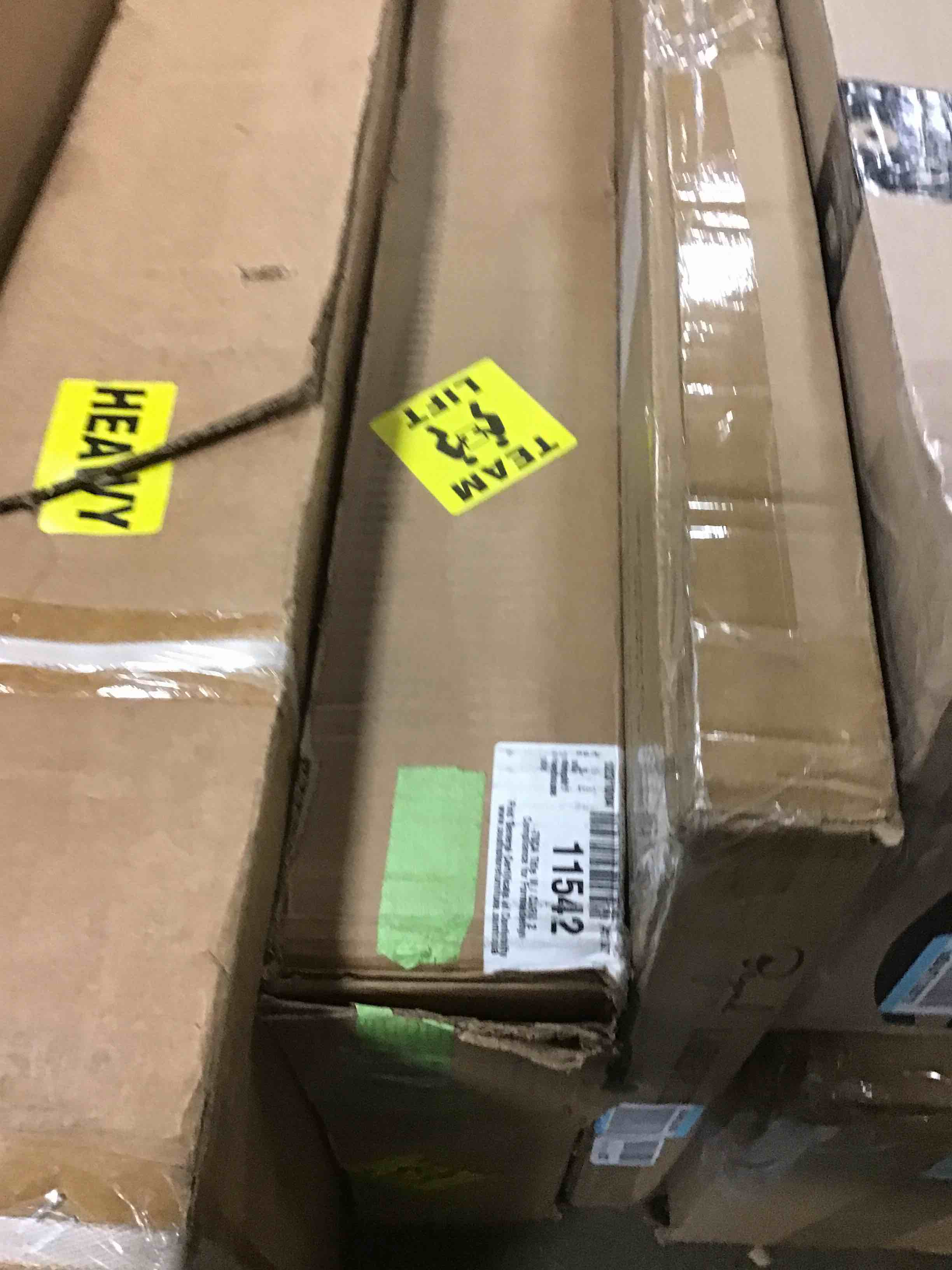 https://s3.amazonaws.com/lotting-images-prod/bidfta/YEL5954081_1709576715342.jpeg