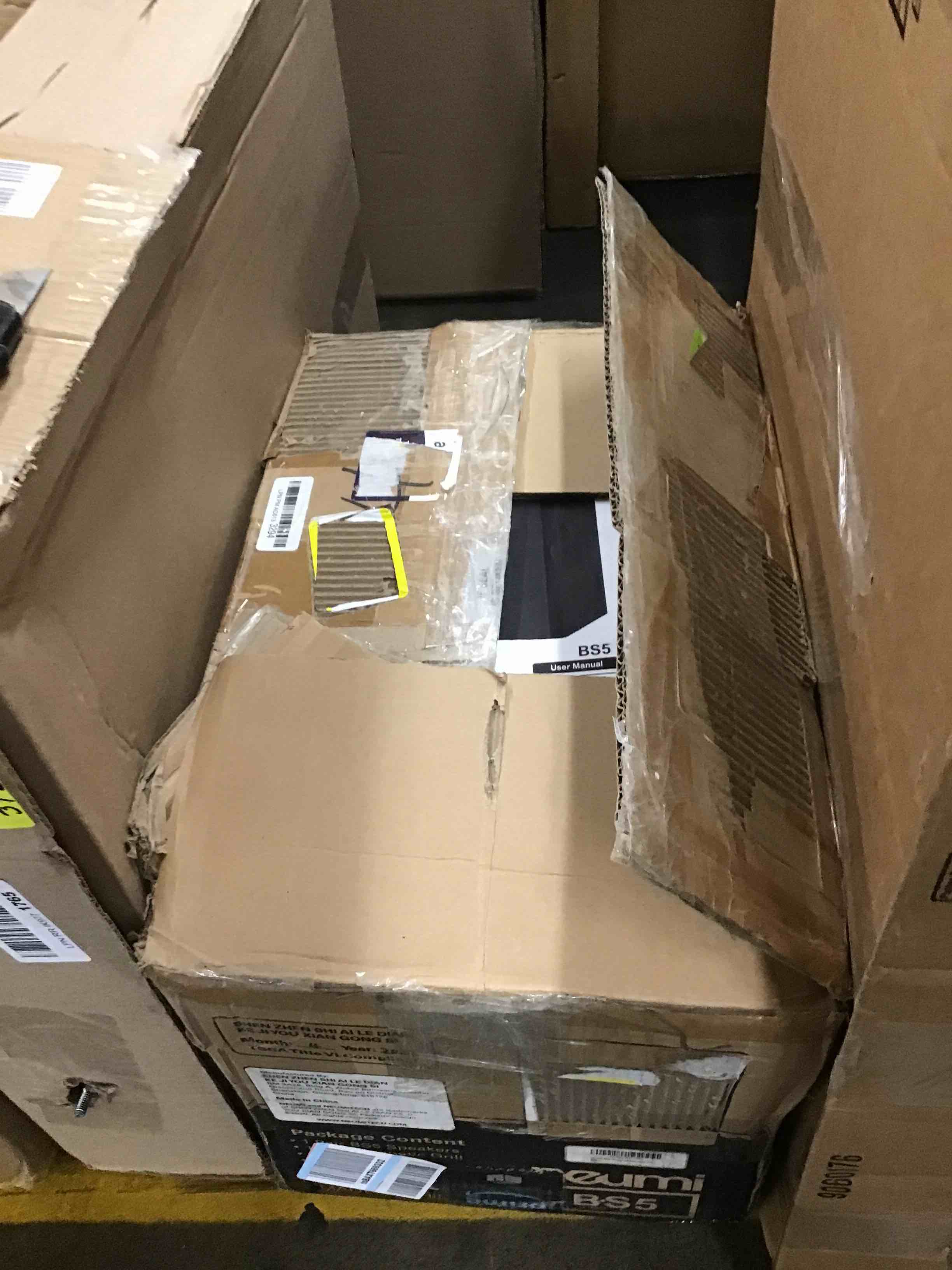 https://s3.amazonaws.com/lotting-images-prod/bidfta/YEL5957684_1717530391343.jpeg