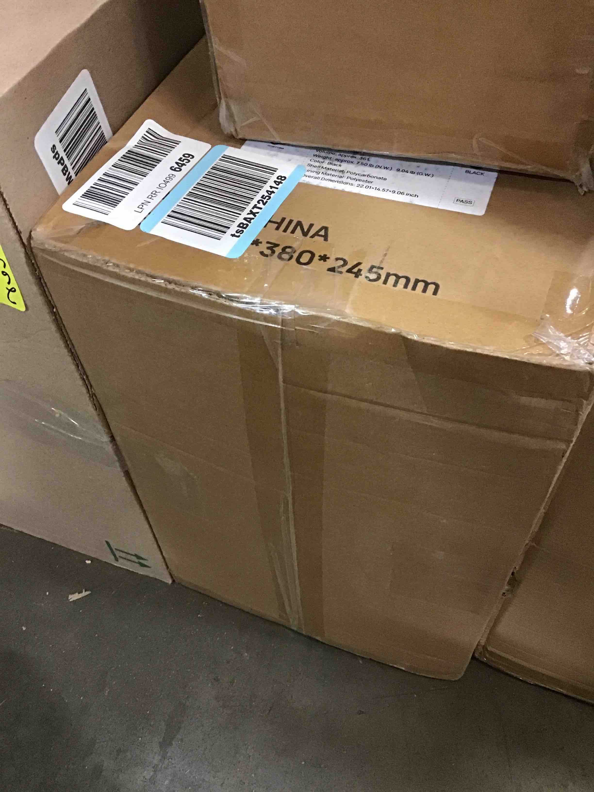 https://s3.amazonaws.com/lotting-images-prod/bidfta/YEL5958809_1715367633033.jpeg
