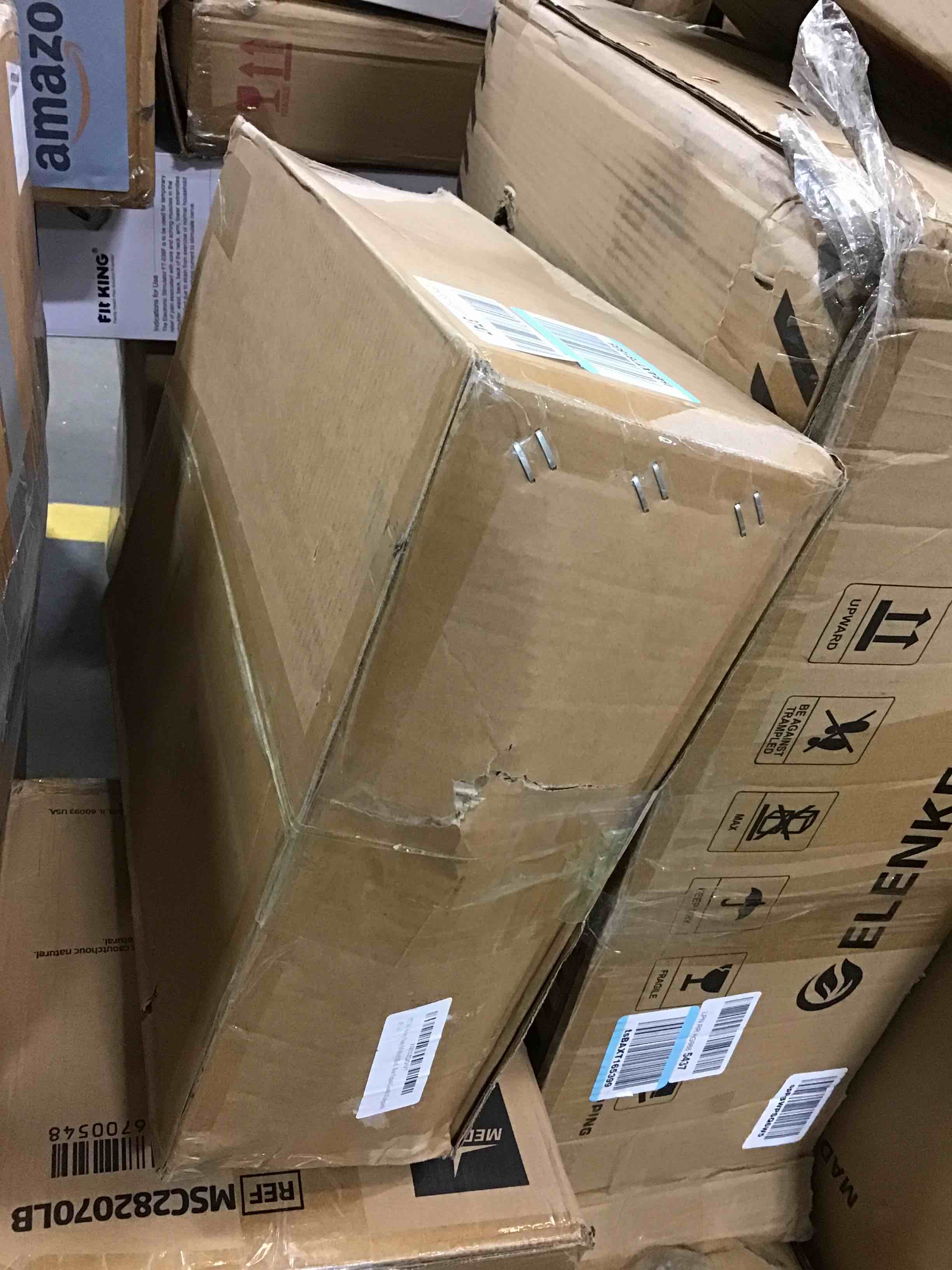 https://s3.amazonaws.com/lotting-images-prod/bidfta/YEL5958811_1715367834290.jpeg