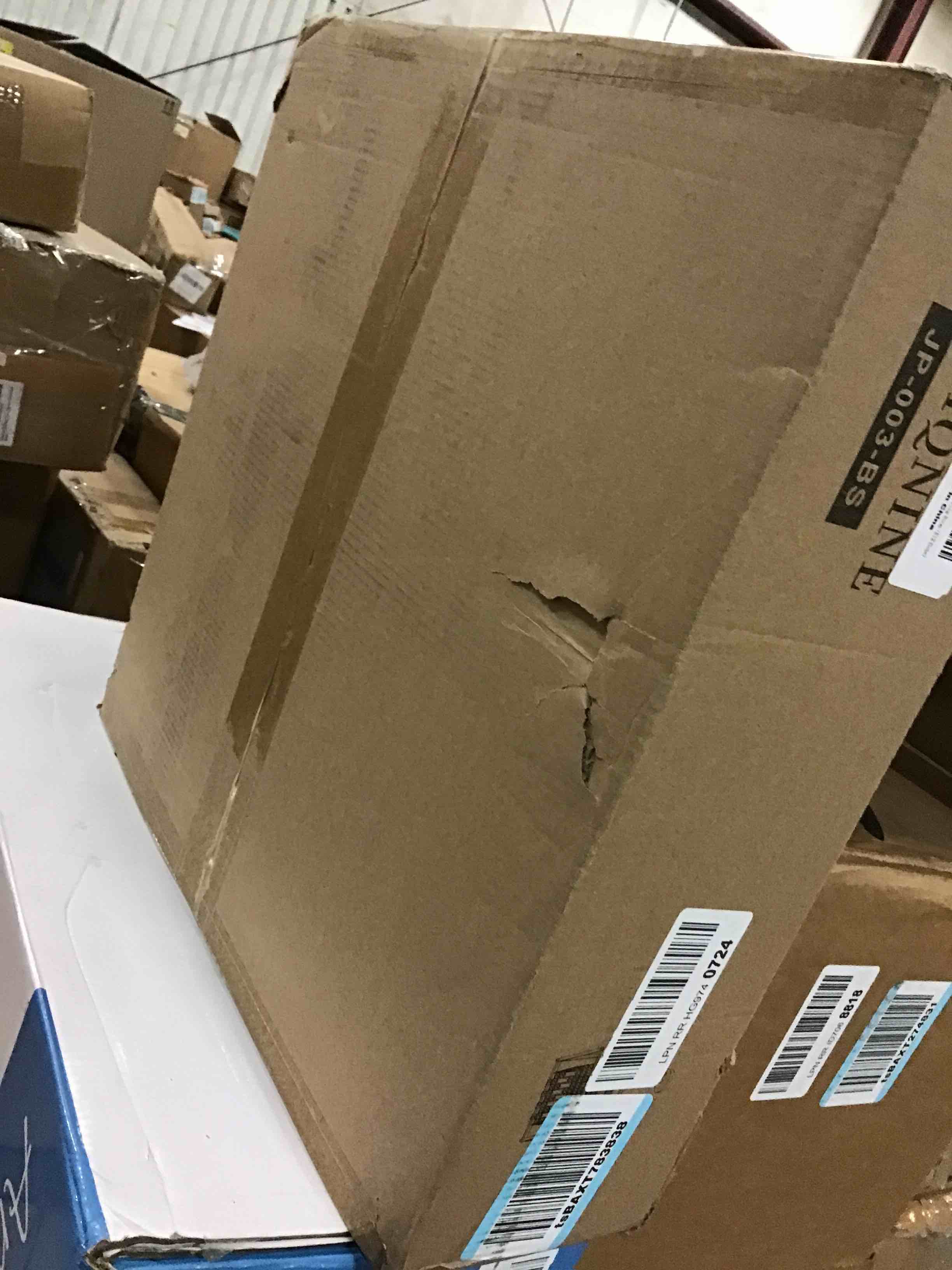 https://s3.amazonaws.com/lotting-images-prod/bidfta/YEL5958823_1715369300627.jpeg