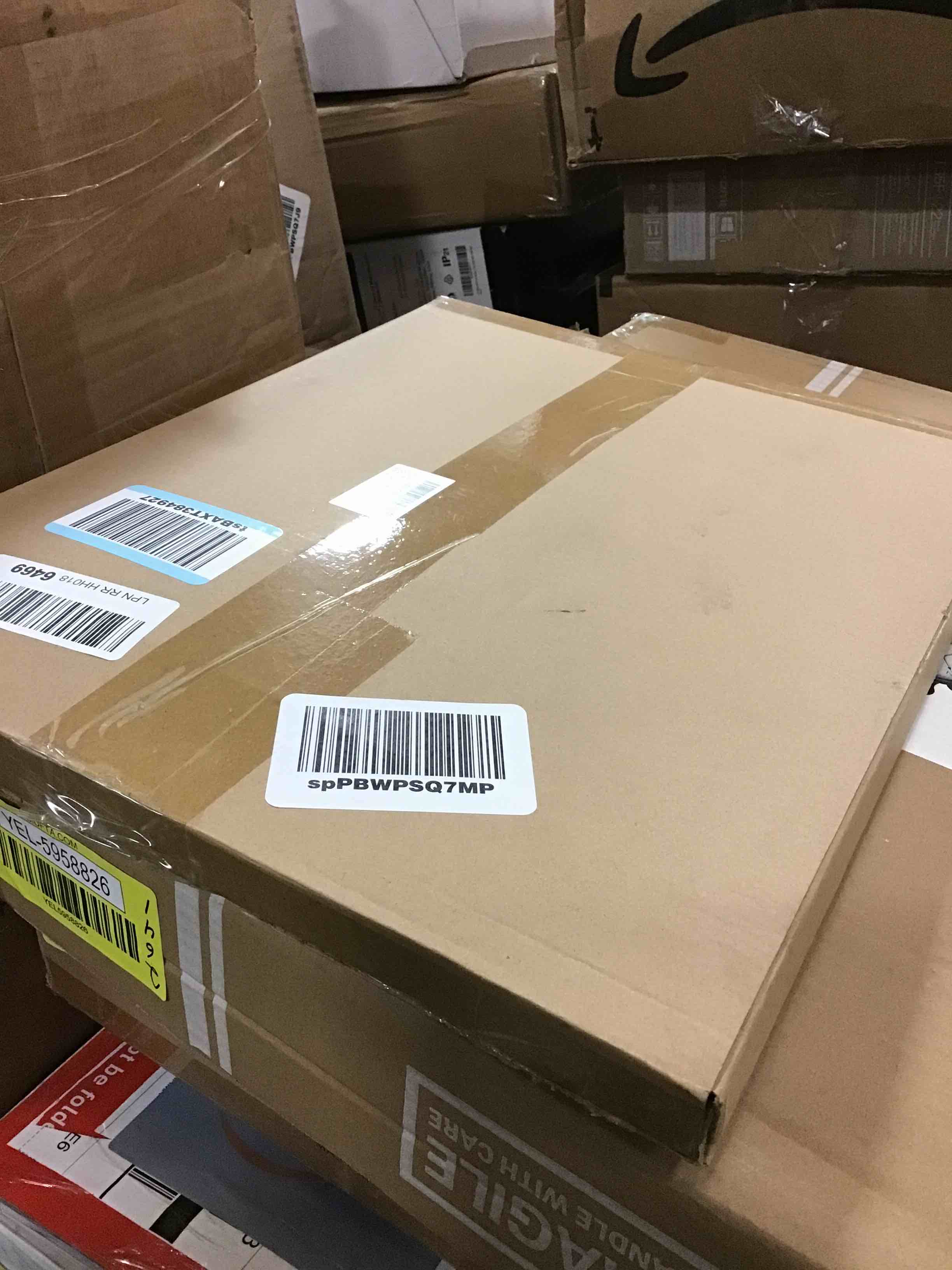 https://s3.amazonaws.com/lotting-images-prod/bidfta/YEL5958827_1715370162230.jpeg