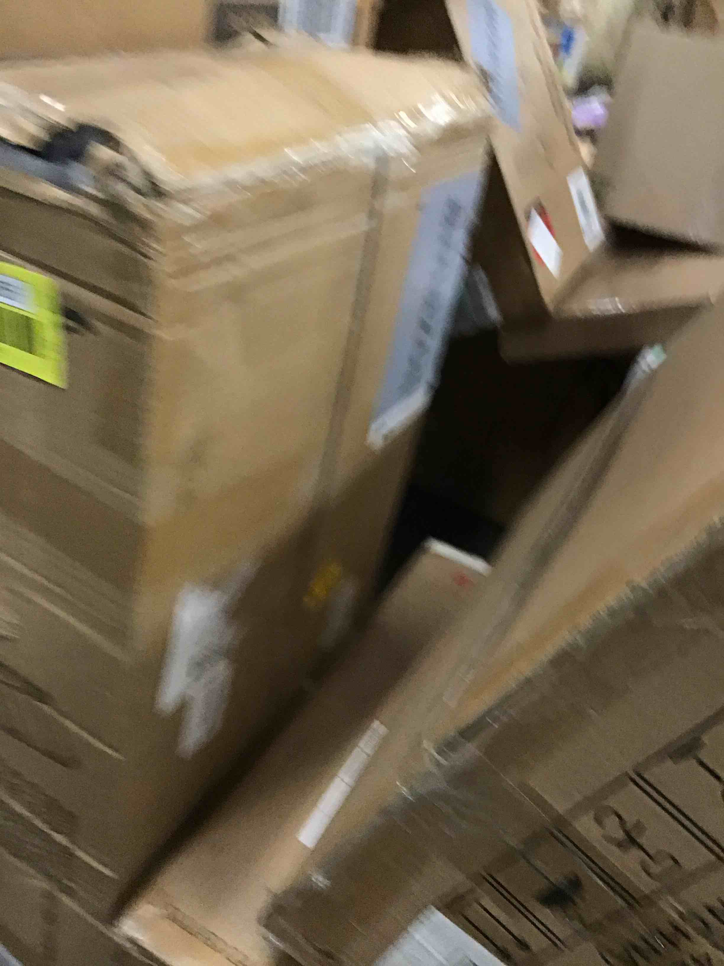 https://s3.amazonaws.com/lotting-images-prod/bidfta/YEL5959566_1717014762592.jpeg