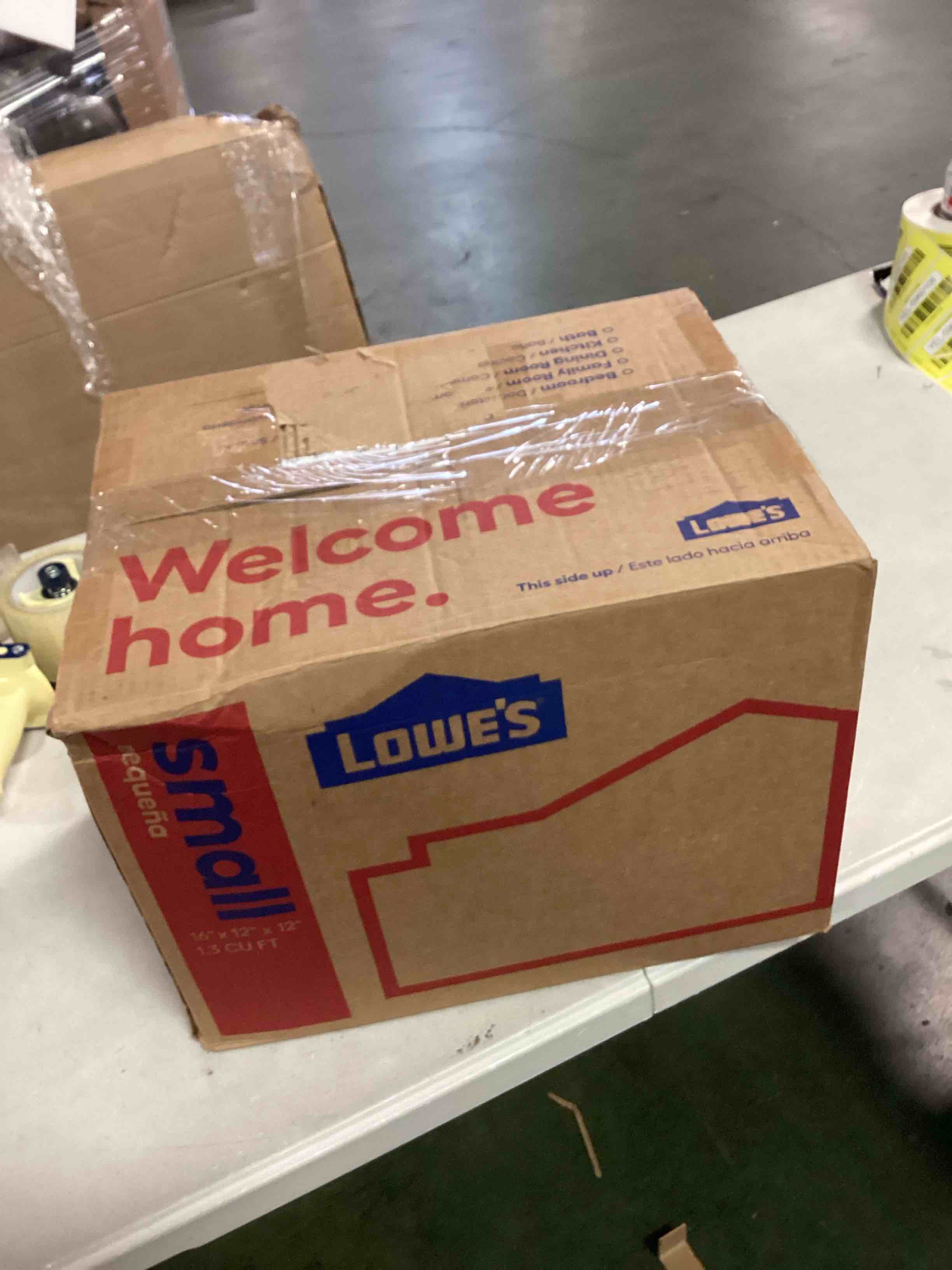 https://s3.amazonaws.com/lotting-images-prod/bidfta/YEL5960102_1710350573040.jpeg