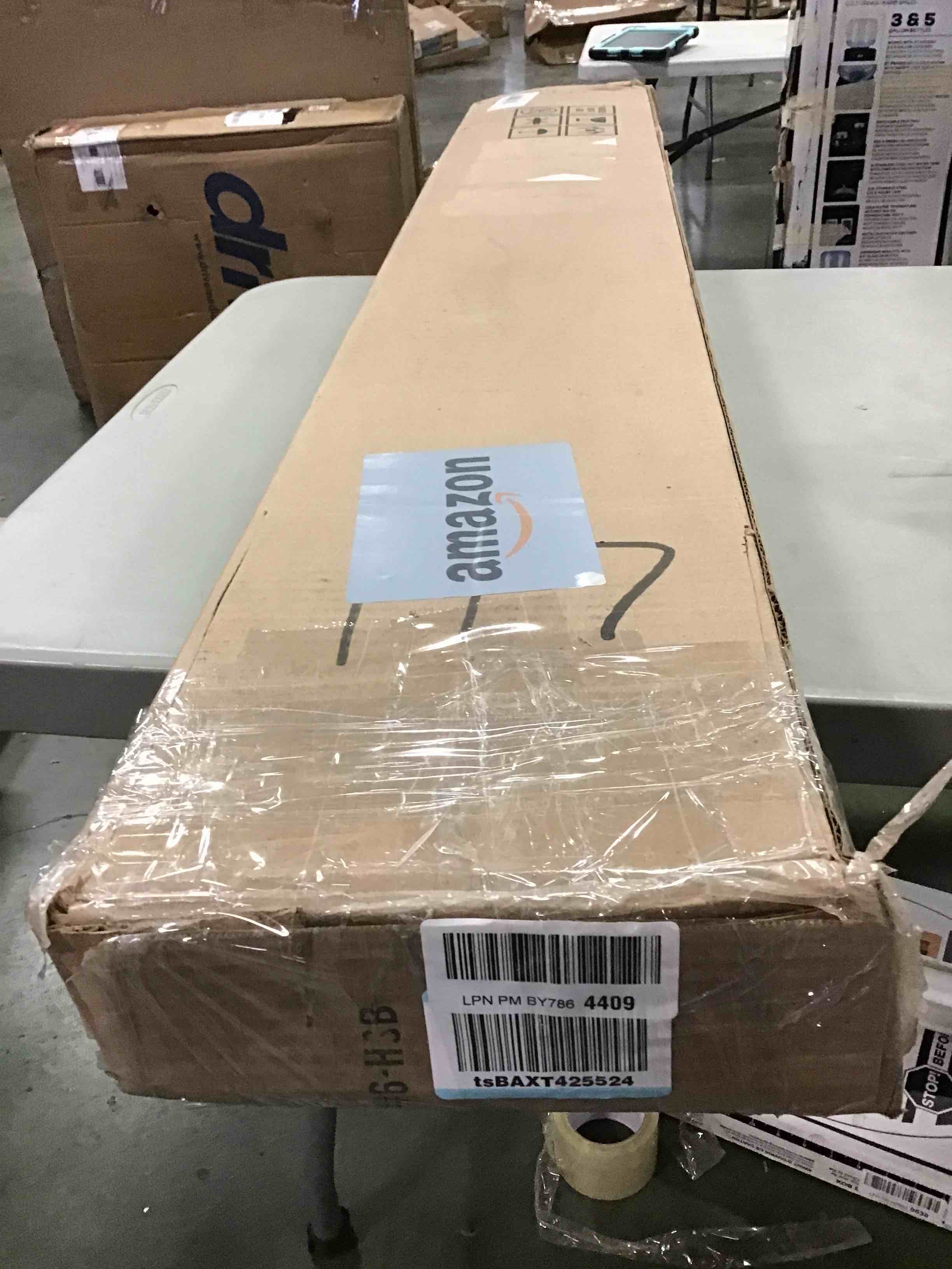 https://s3.amazonaws.com/lotting-images-prod/bidfta/YEL5960450_1710945964286.jpeg