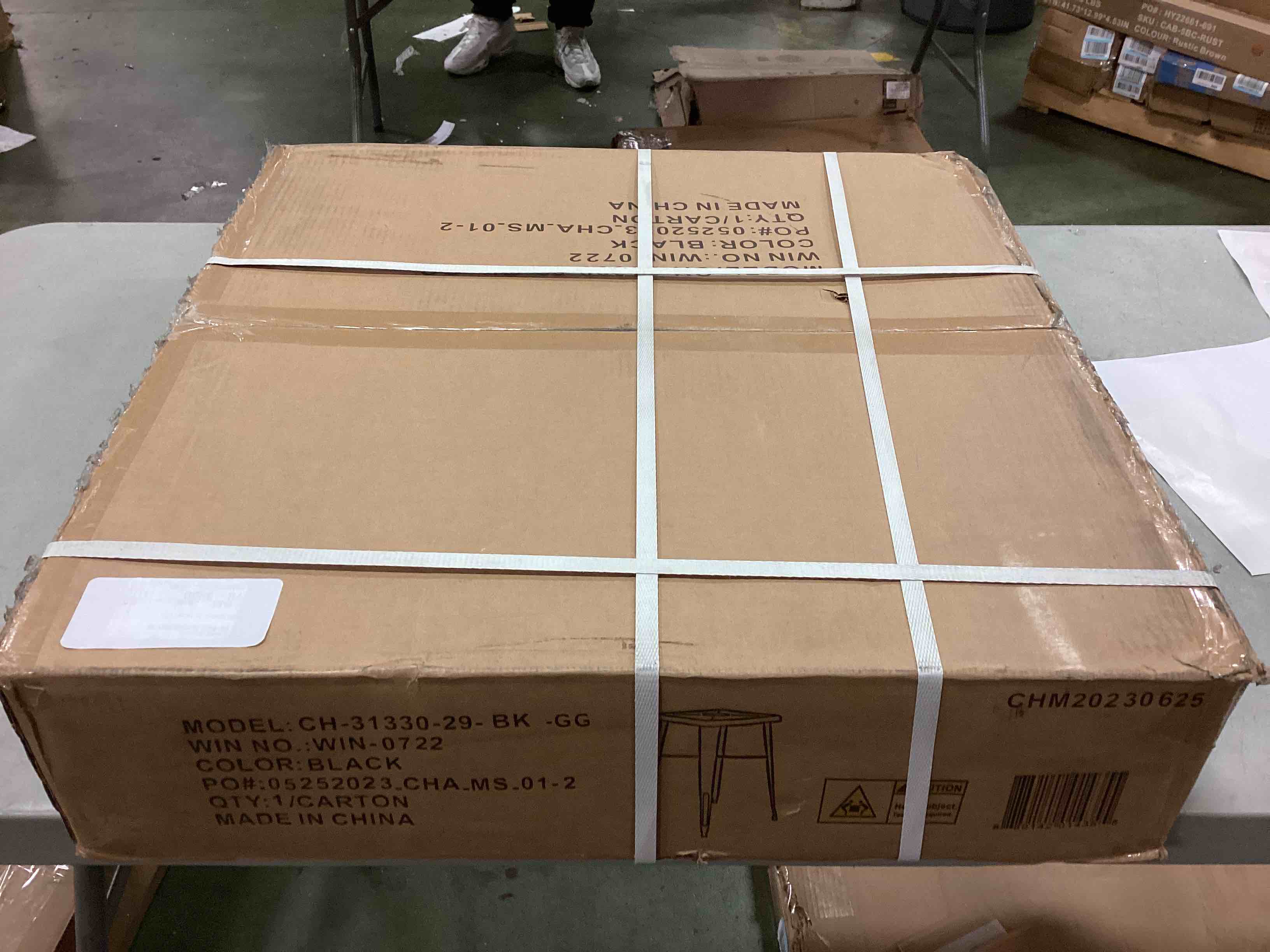 https://s3.amazonaws.com/lotting-images-prod/bidfta/YEL5961301_1712082663488.jpeg