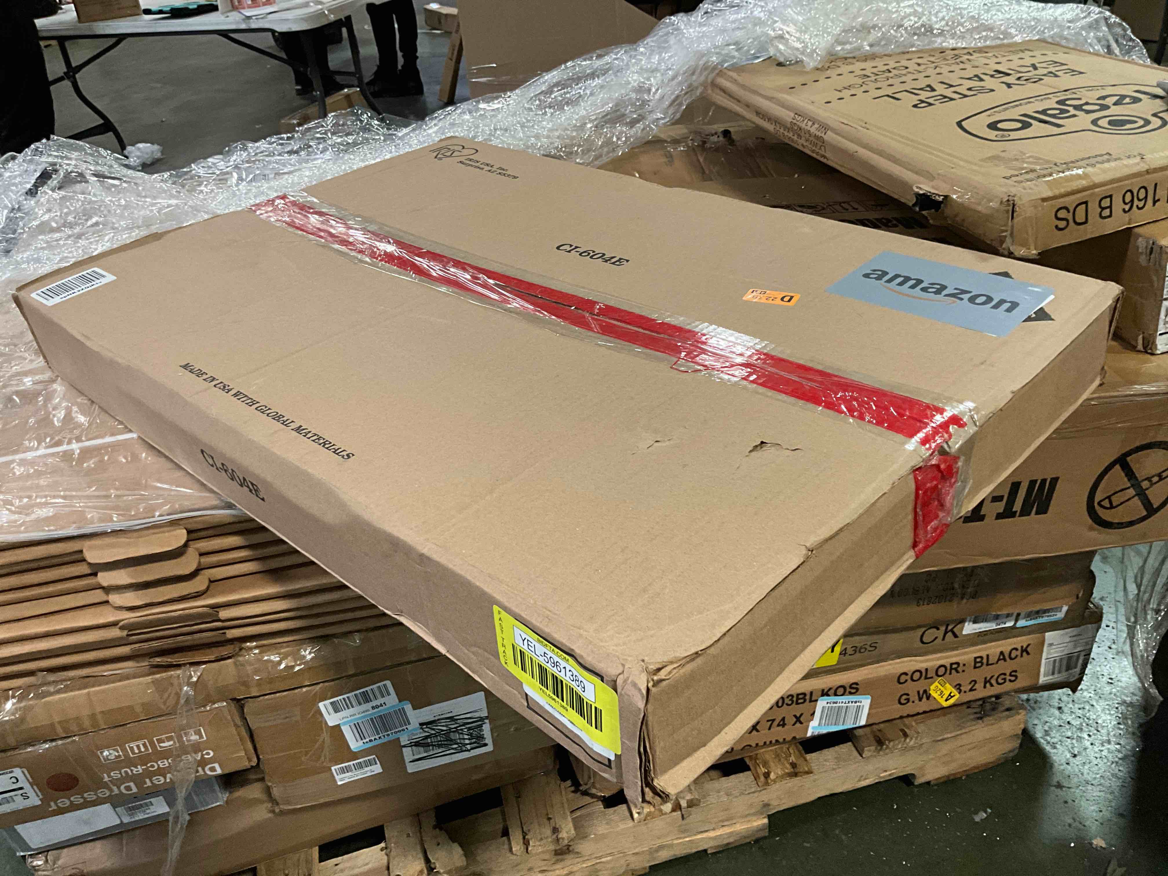 https://s3.amazonaws.com/lotting-images-prod/bidfta/YEL5961389_1712241468843.jpeg