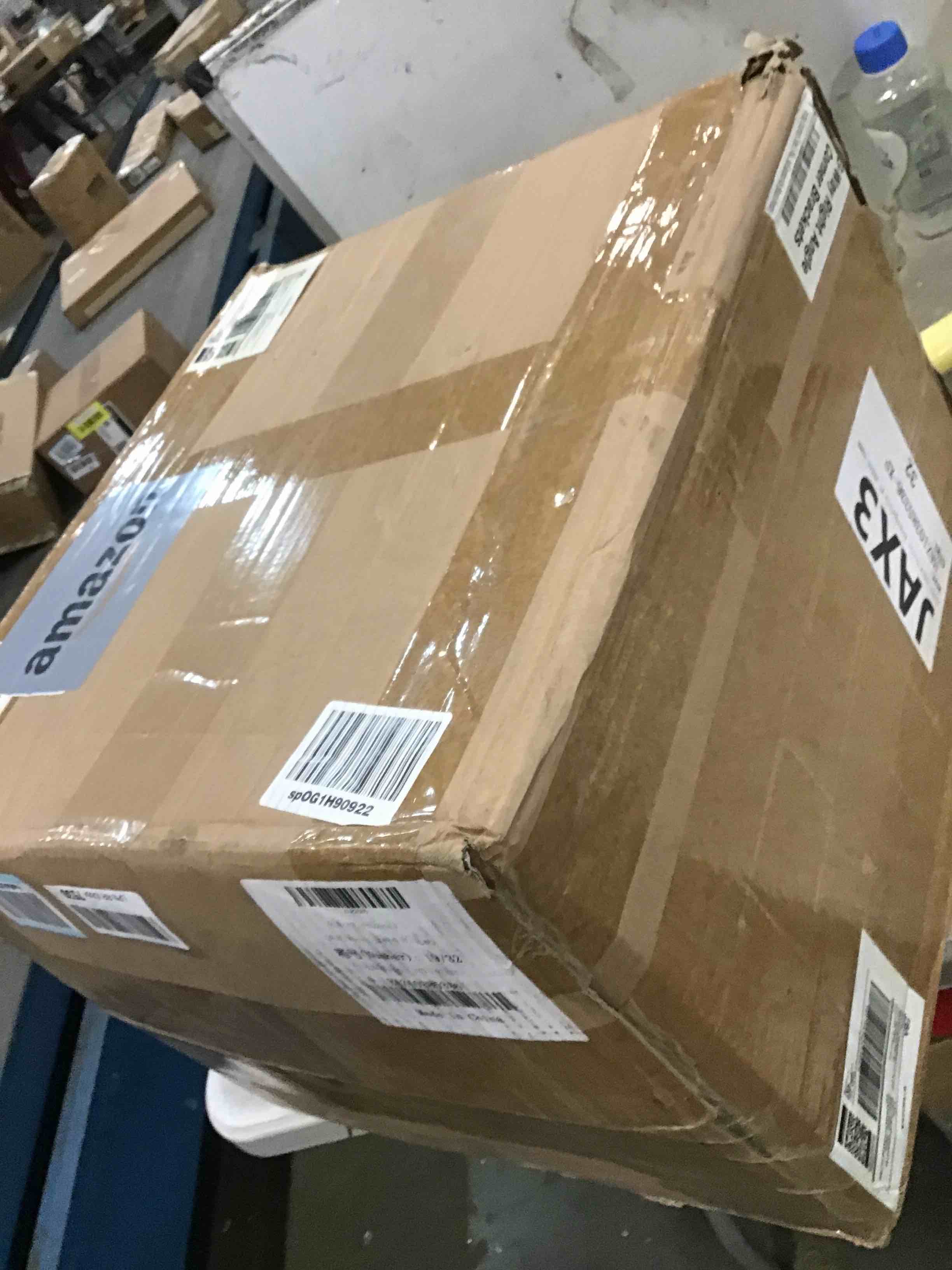 https://s3.amazonaws.com/lotting-images-prod/bidfta/YEL5963372_1709569429711.jpeg