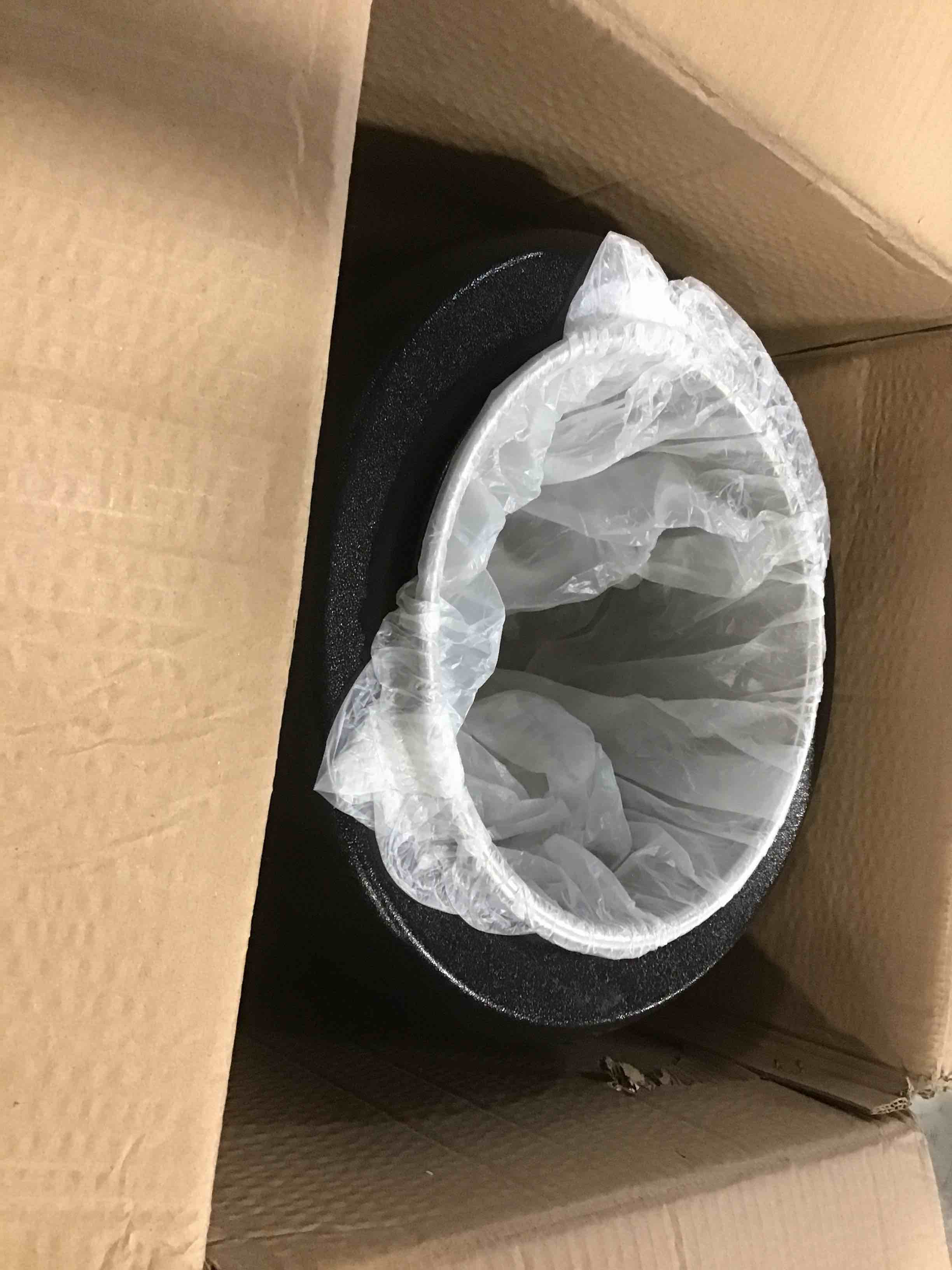 https://s3.amazonaws.com/lotting-images-prod/bidfta/YEL5963409_1709572084062.jpeg