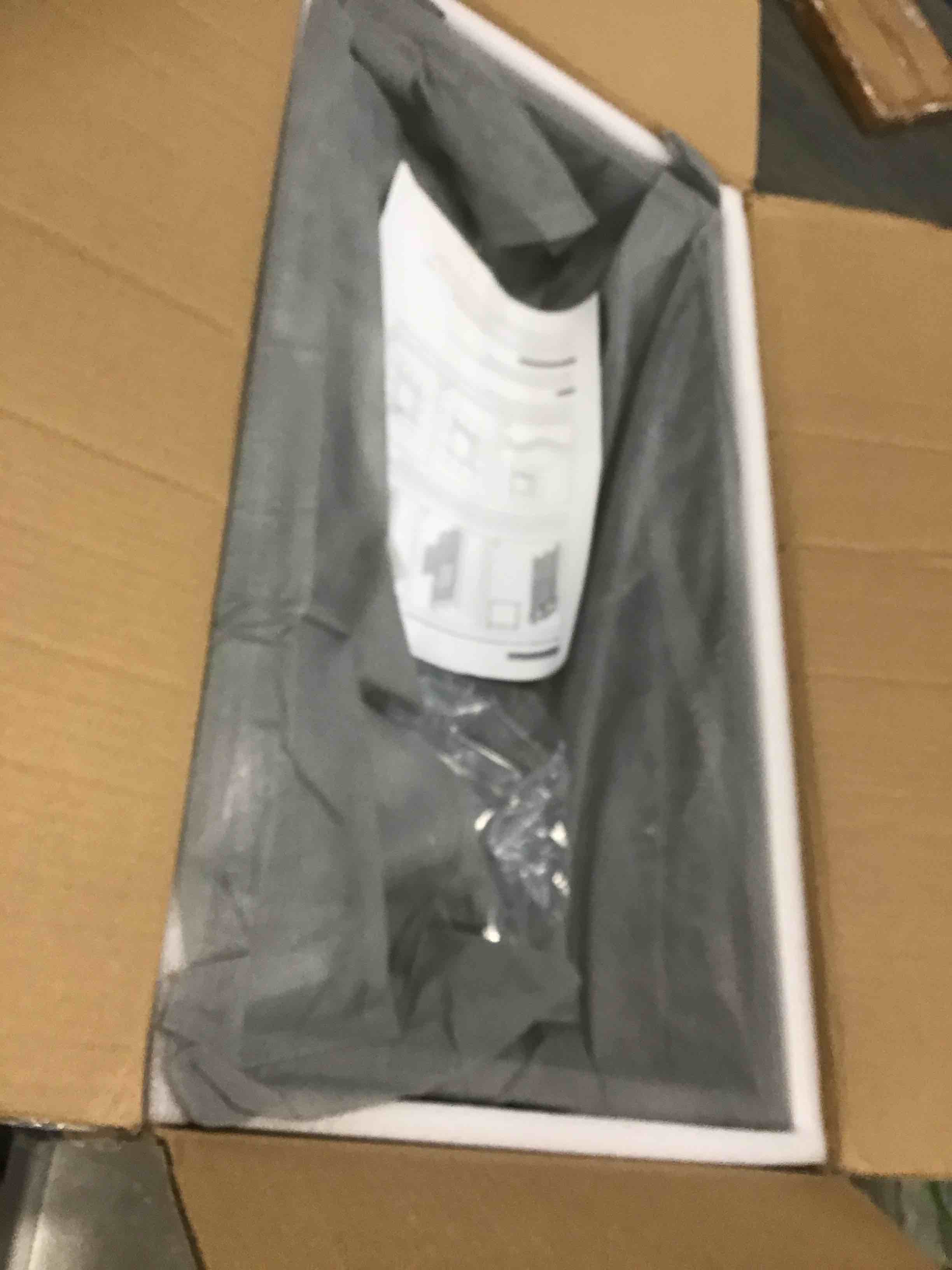 https://s3.amazonaws.com/lotting-images-prod/bidfta/YEL5963472_1709577134176.jpeg