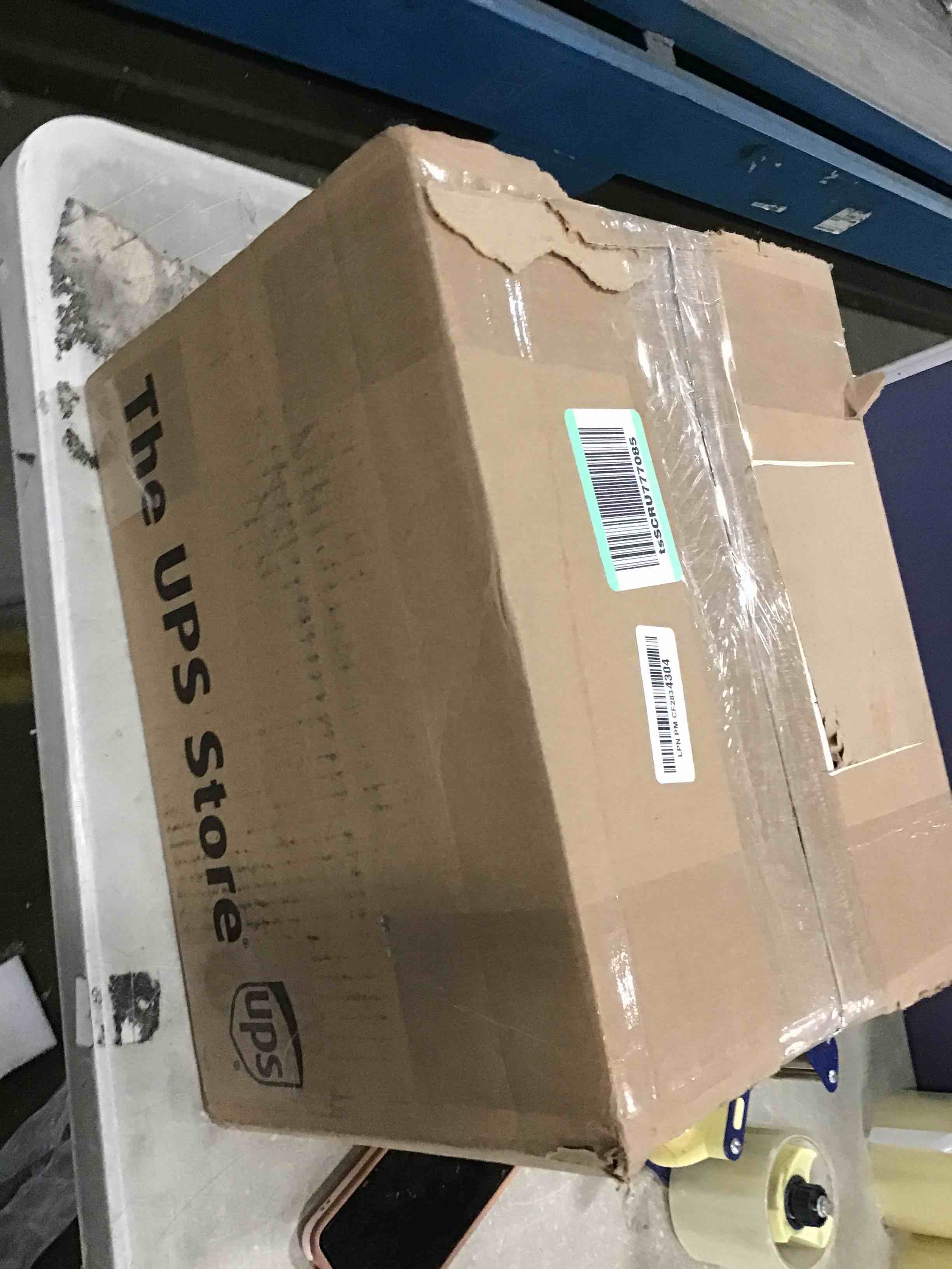 https://s3.amazonaws.com/lotting-images-prod/bidfta/YEL5964281_1709743024758.jpeg