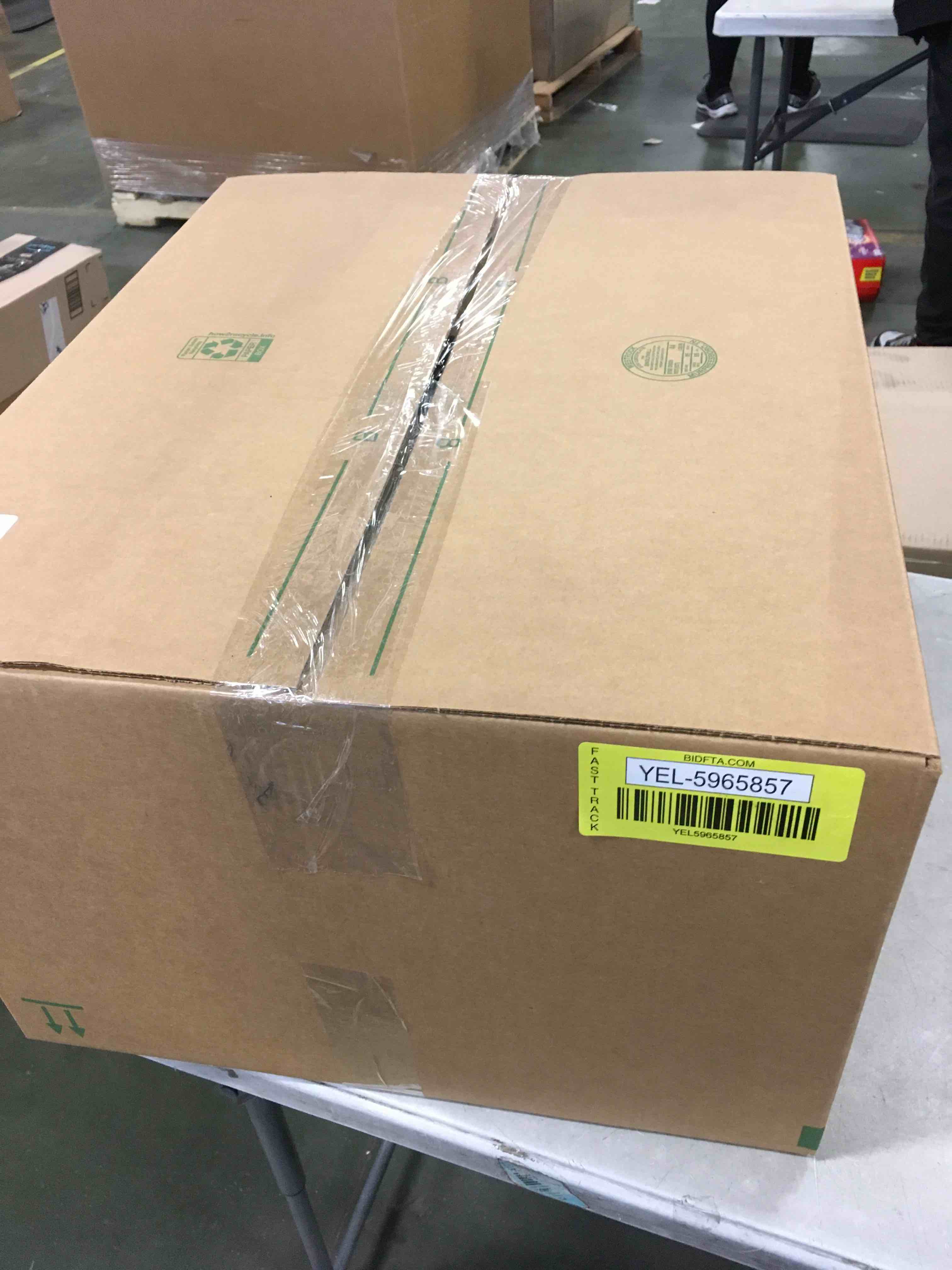 https://s3.amazonaws.com/lotting-images-prod/bidfta/YEL5965857_1711455599320.jpeg