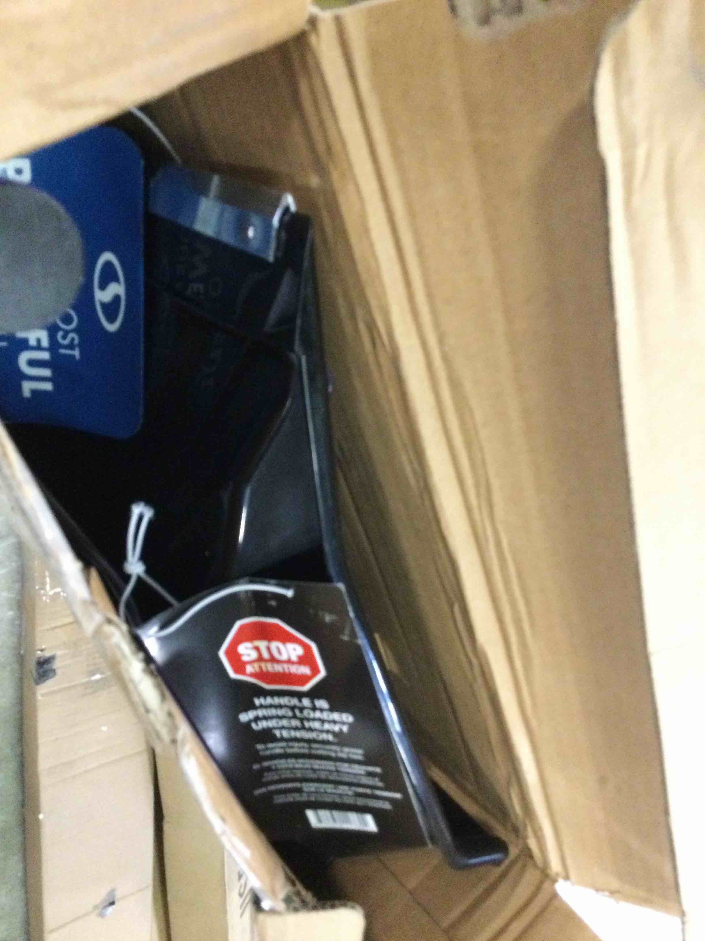 https://s3.amazonaws.com/lotting-images-prod/bidfta/YEL5966513_1709653651483.jpeg