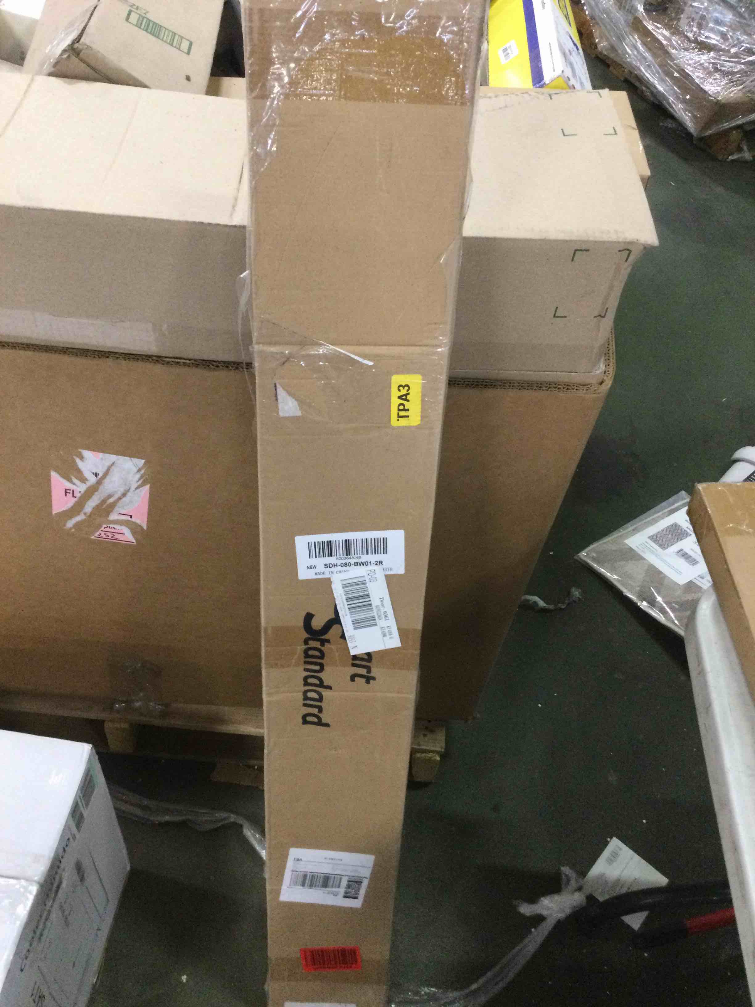 https://s3.amazonaws.com/lotting-images-prod/bidfta/YEL5966795_1709752899043.jpeg