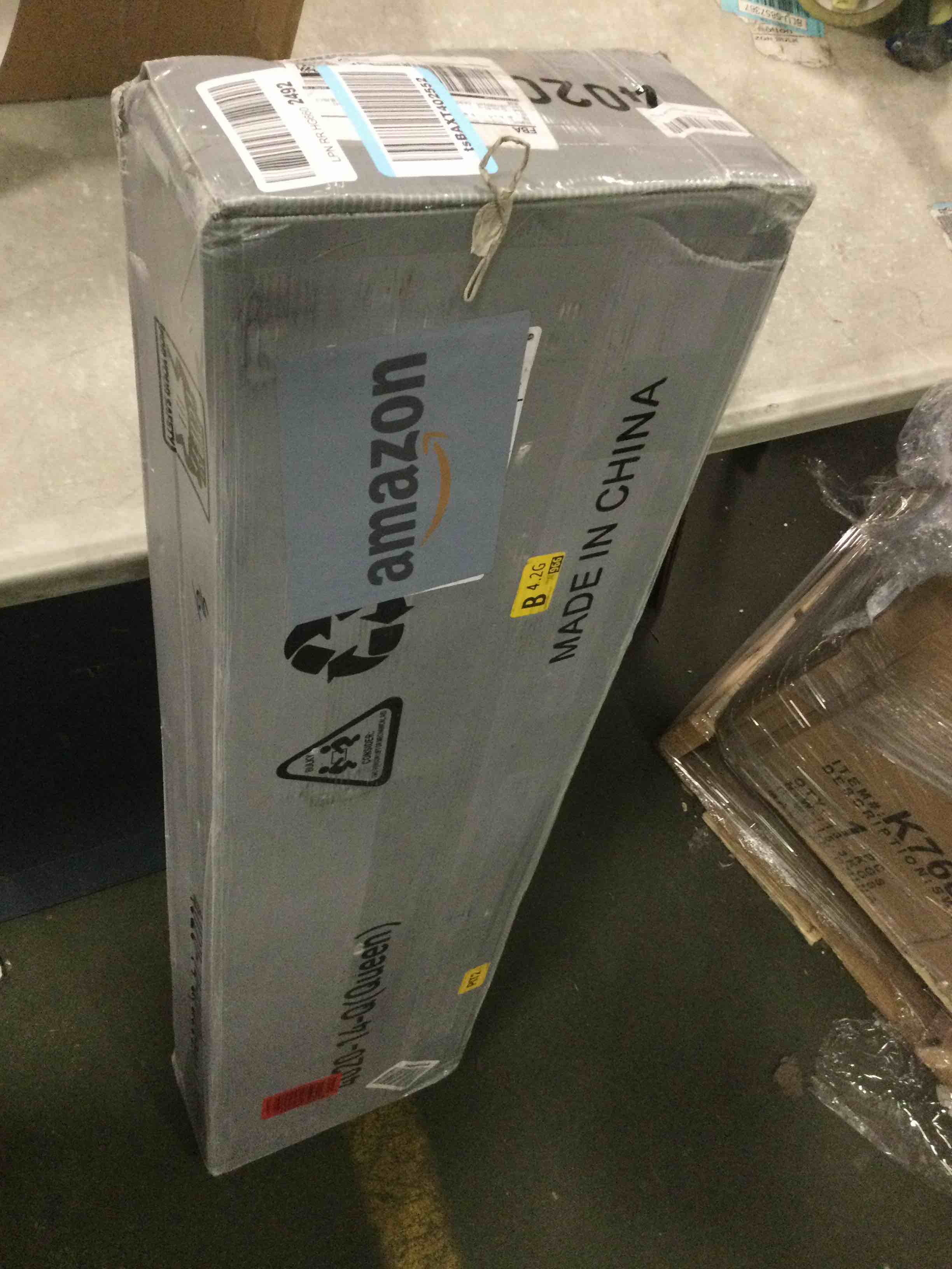 https://s3.amazonaws.com/lotting-images-prod/bidfta/YEL5966809_1709813980825.jpeg