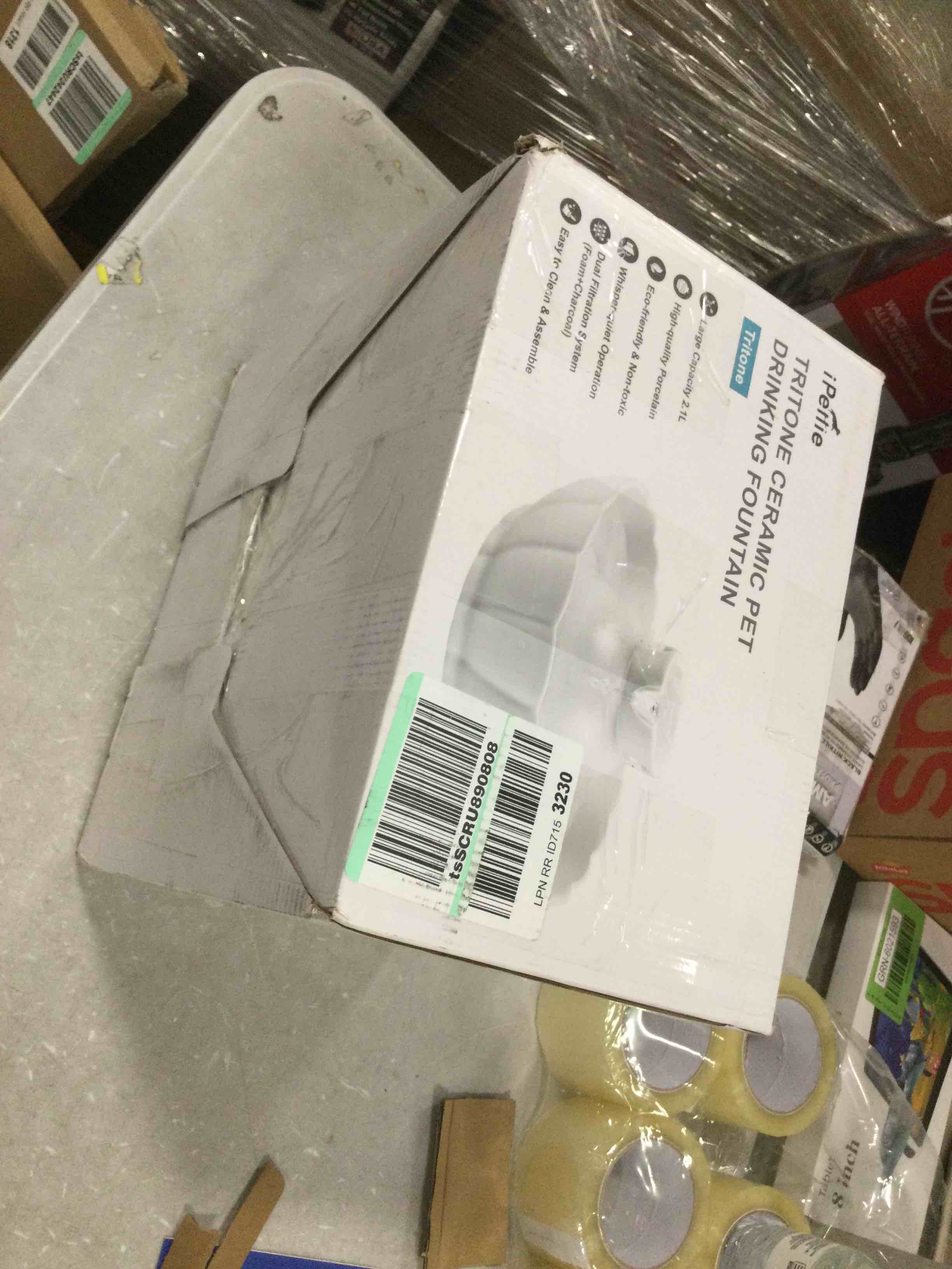 https://s3.amazonaws.com/lotting-images-prod/bidfta/YEL5967039_1709903889457.jpeg