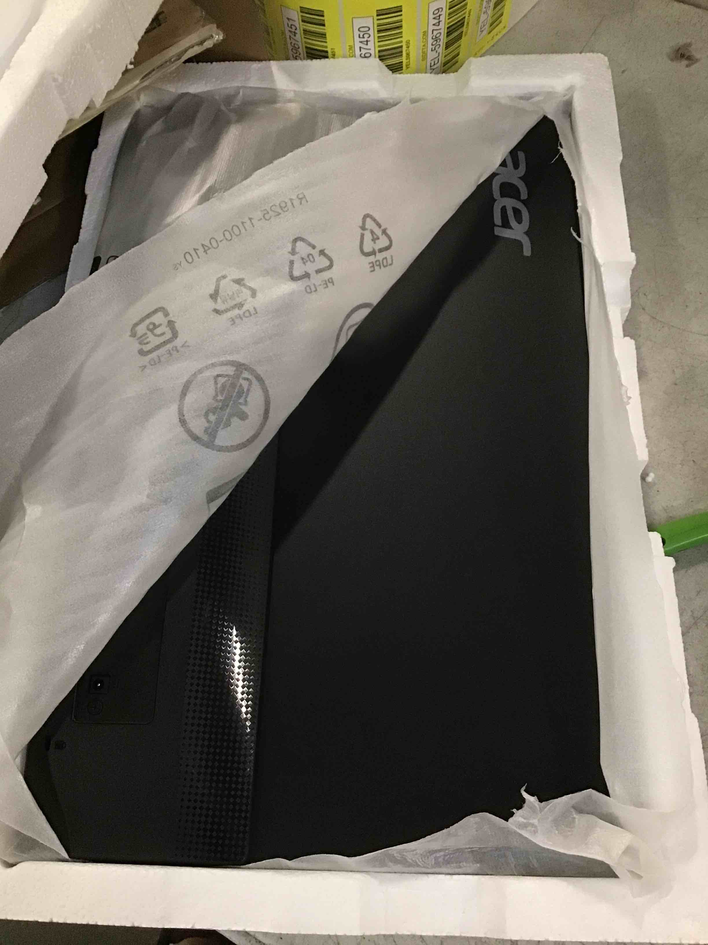 https://s3.amazonaws.com/lotting-images-prod/bidfta/YEL5967448_1709558380462.jpeg