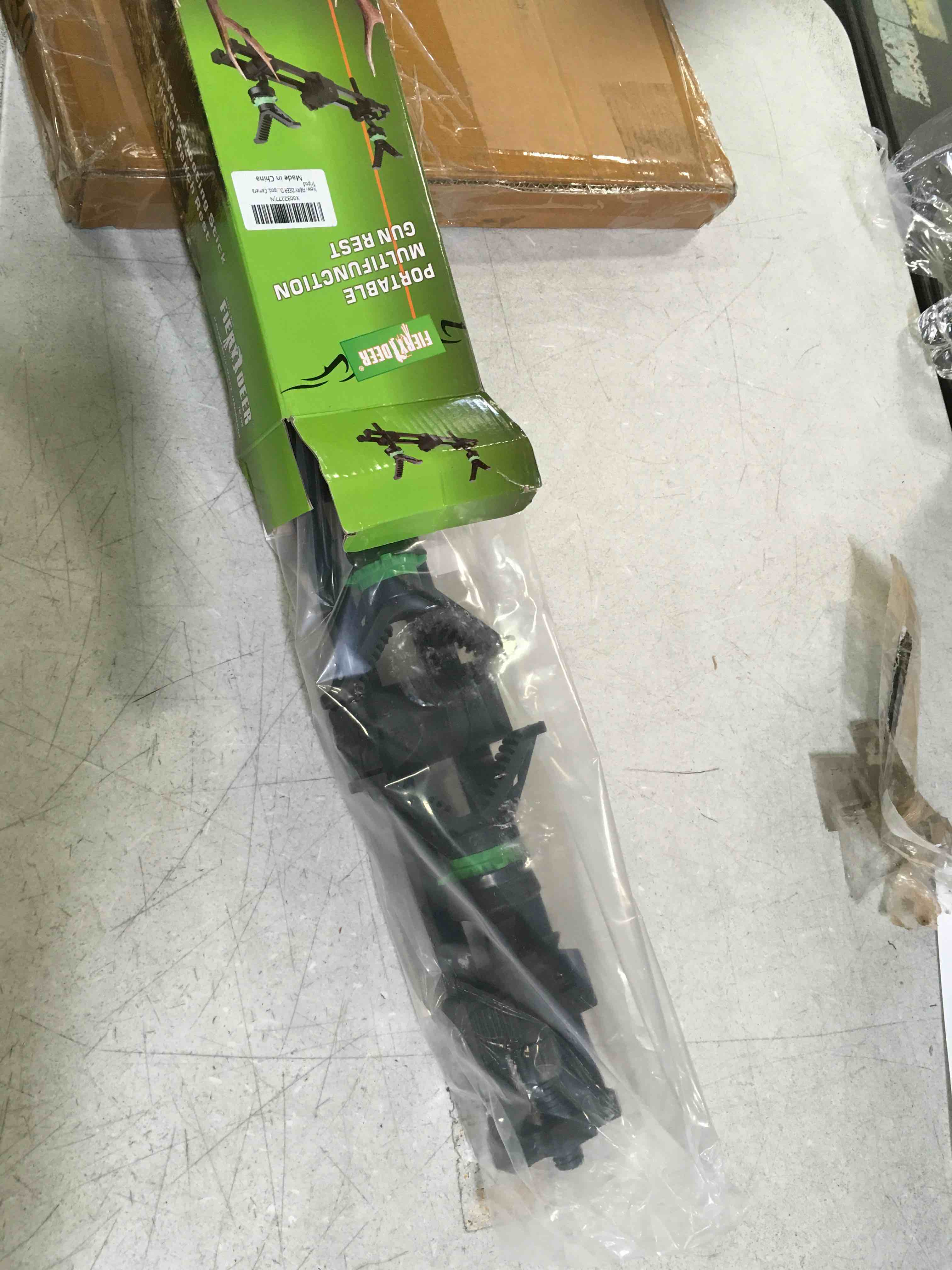 https://s3.amazonaws.com/lotting-images-prod/bidfta/YEL5967539_1709576647105.jpeg